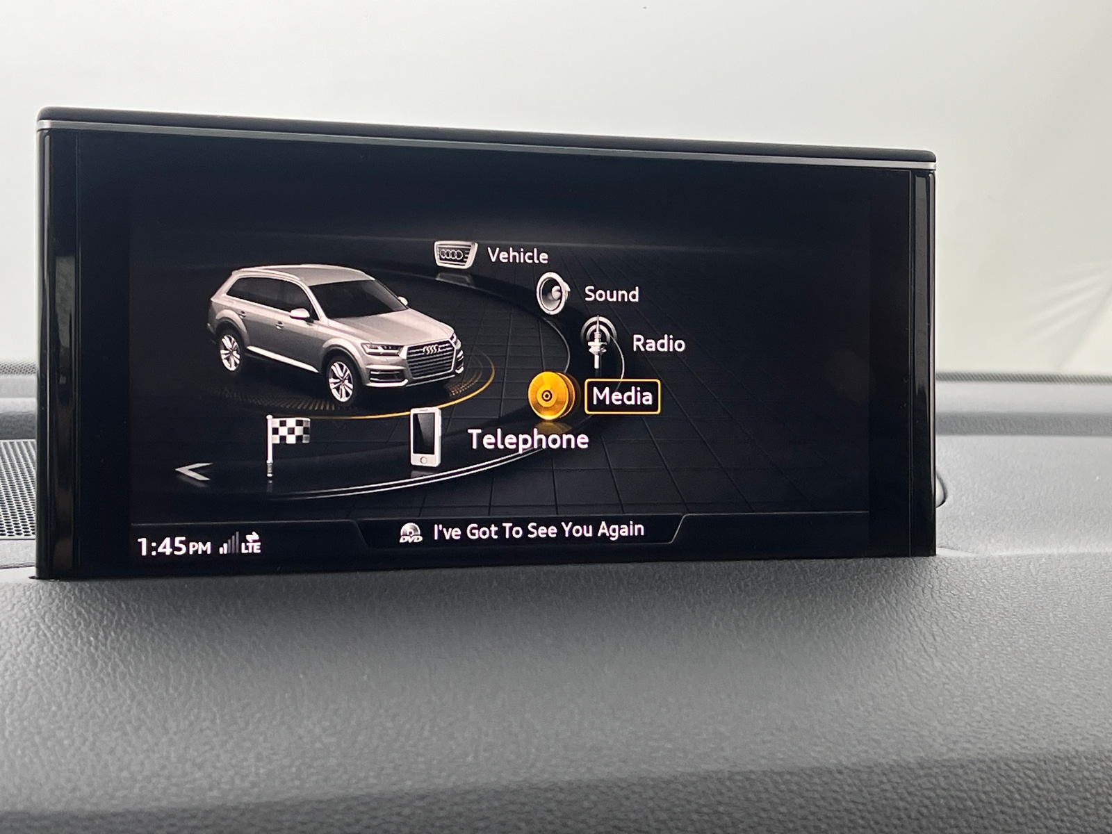 Thumbnail: 2017 Audi Q7 - 3