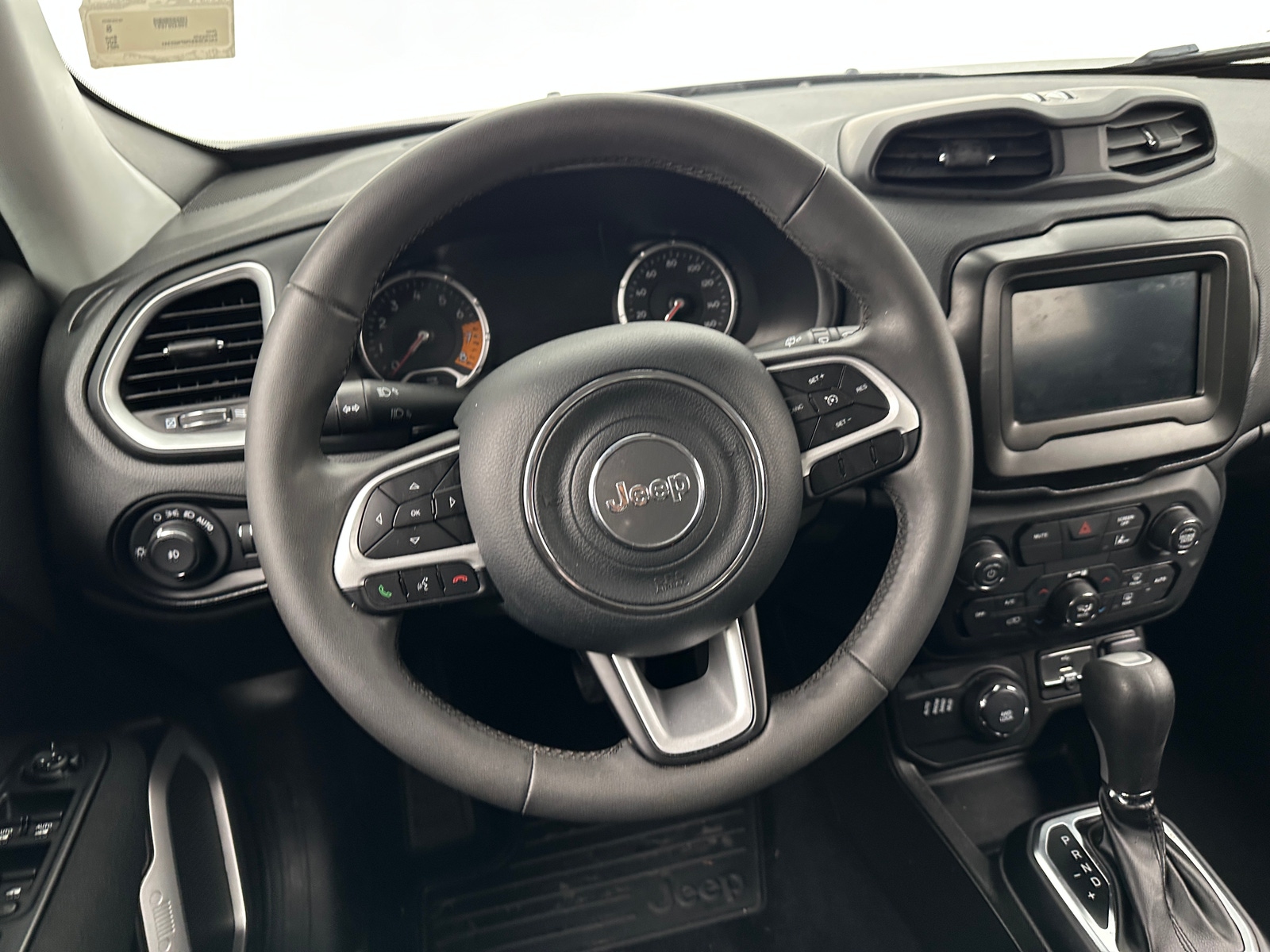 Thumbnail: 2021 Jeep Renegade - 5