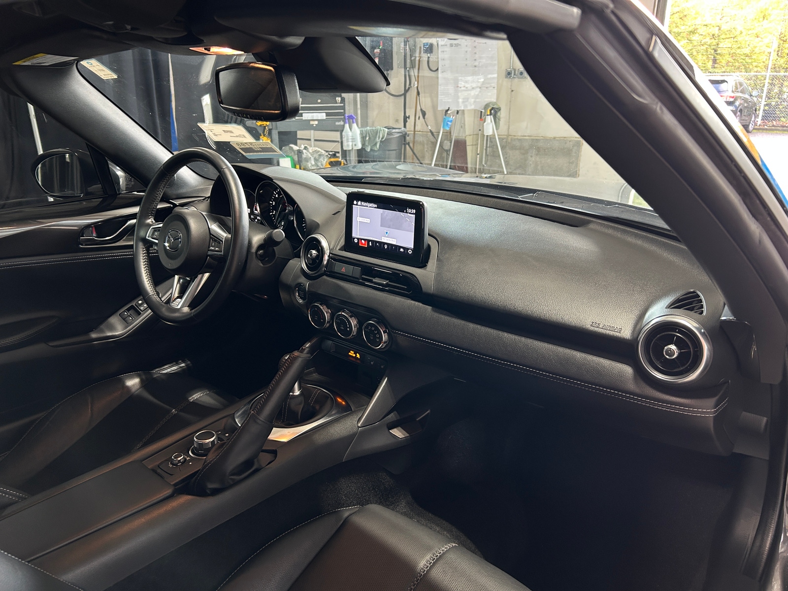 Thumbnail: 2022 Mazda MX-5 Miata - 2