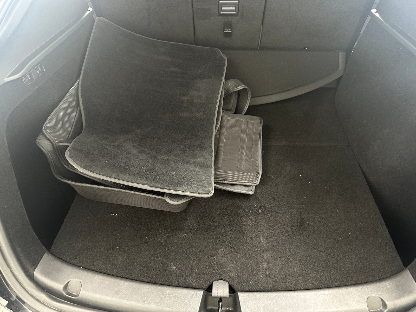 Thumbnail: 2023 Tesla Model Y - 6