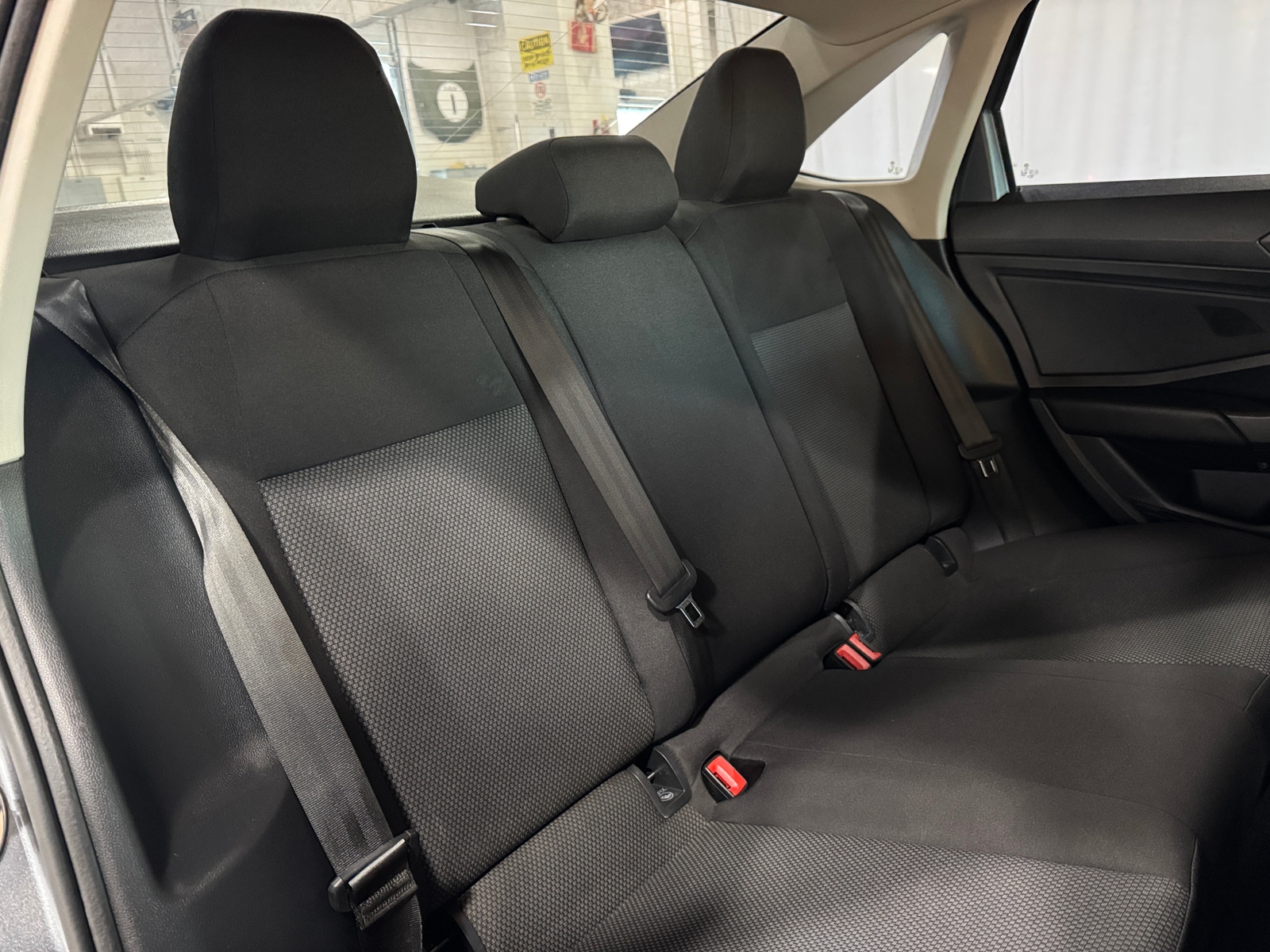 Thumbnail: 2019 Volkswagen Jetta - 6