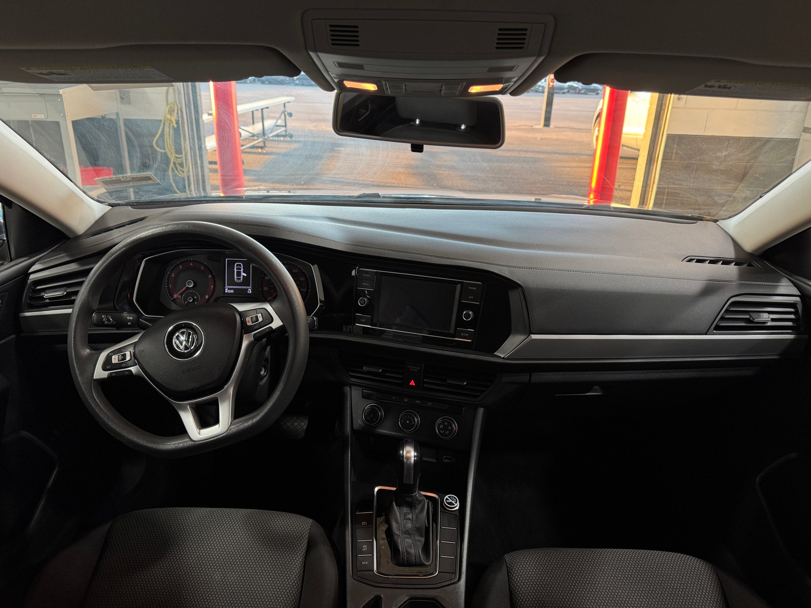 Thumbnail: 2019 Volkswagen Jetta - 3