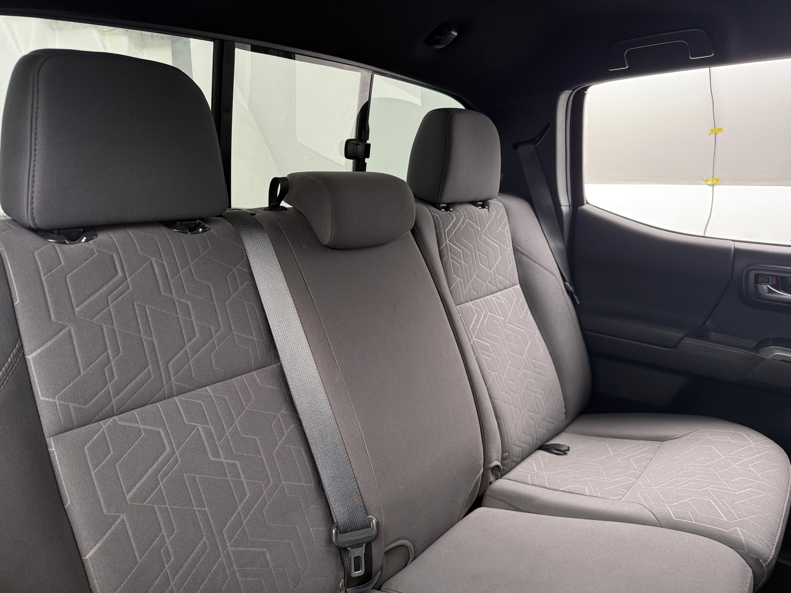 Thumbnail: 2016 Toyota Tacoma - 6