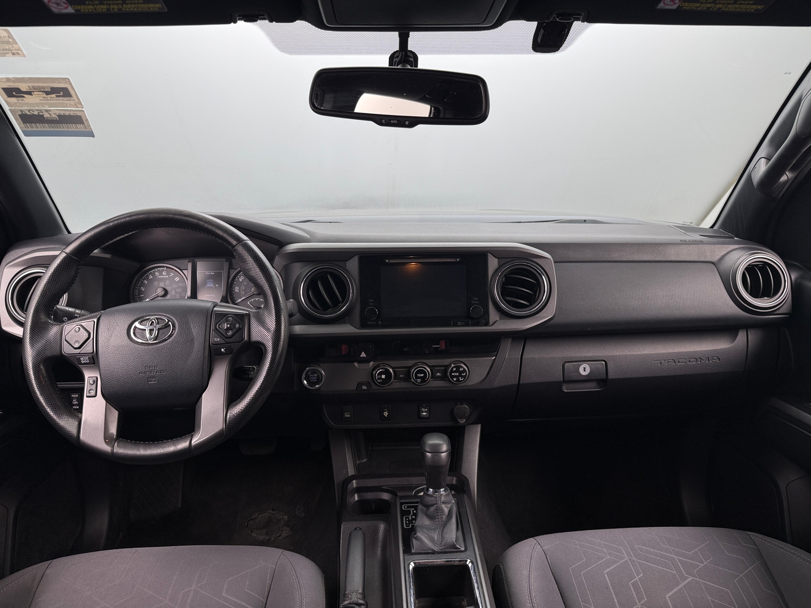 Thumbnail: 2016 Toyota Tacoma - 3