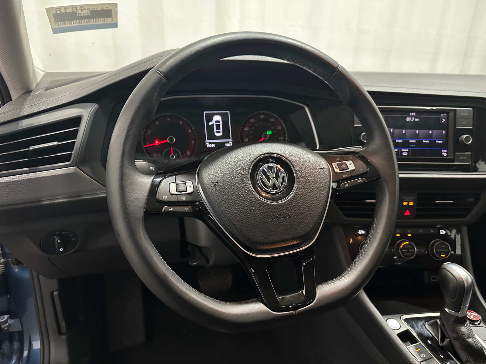 Thumbnail: 2019 Volkswagen Jetta - 4