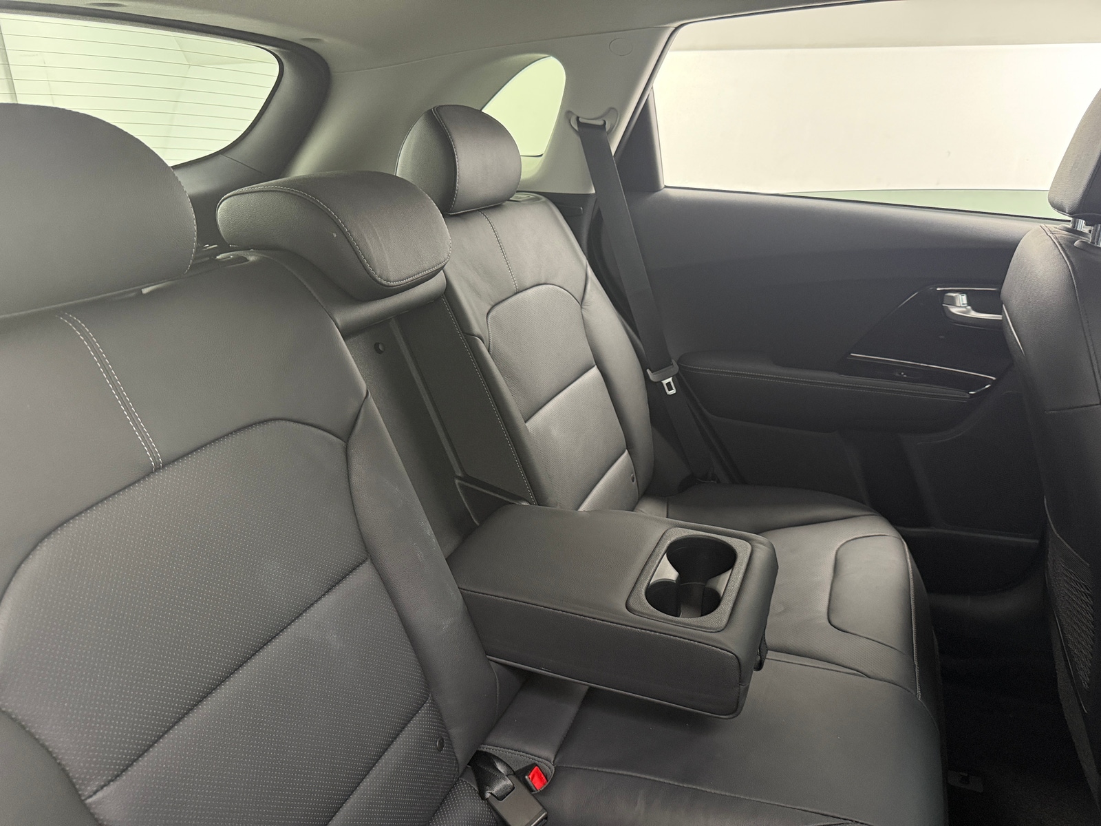 Thumbnail: 2019 Kia Niro - 5