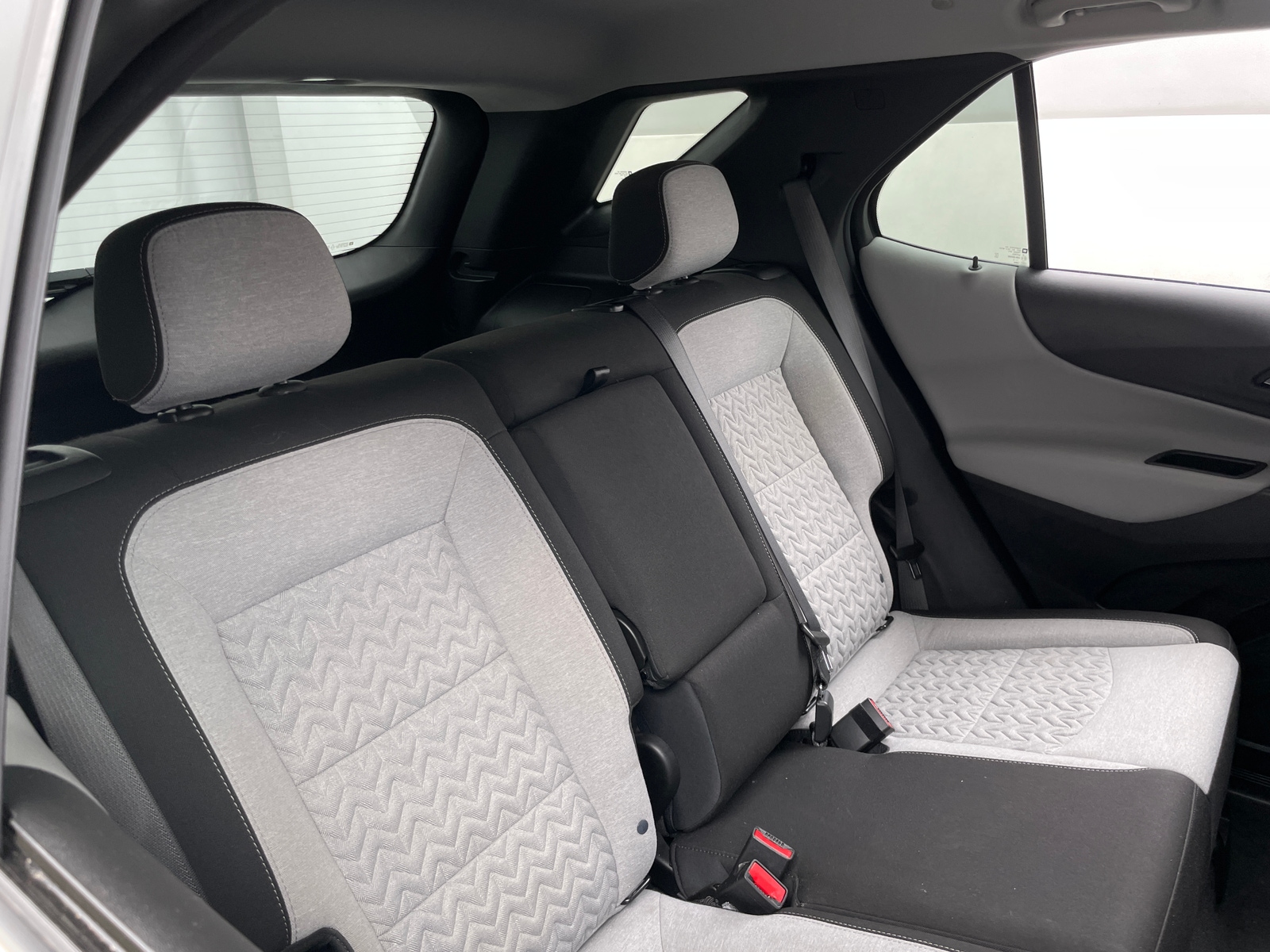 Thumbnail: 2022 Chevrolet Equinox - 6