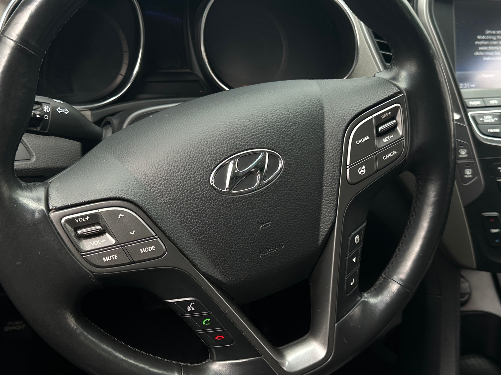 Thumbnail: 2013 Hyundai Santa Fe - 5