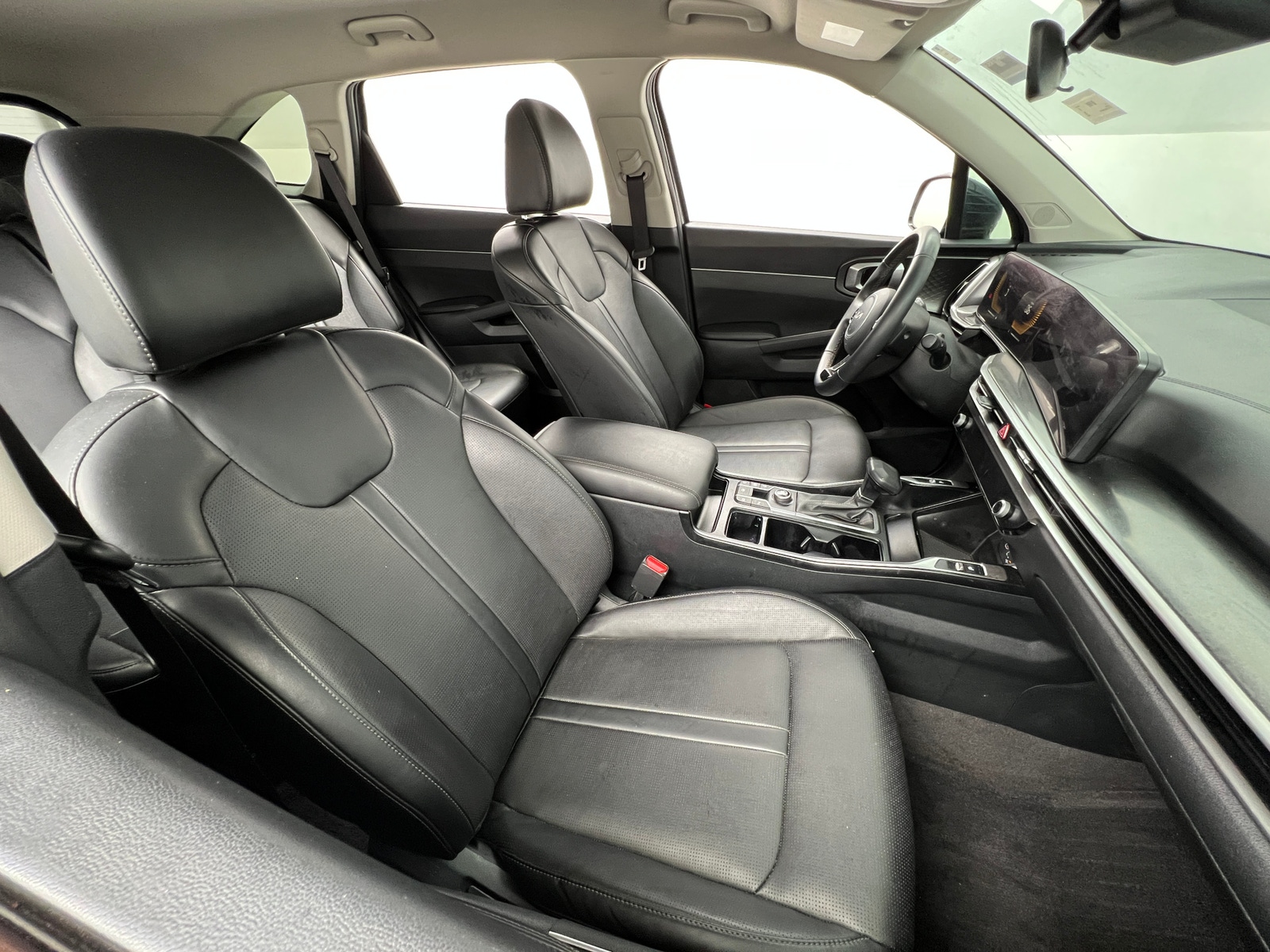 Thumbnail: 2025 Kia Sorento - 2