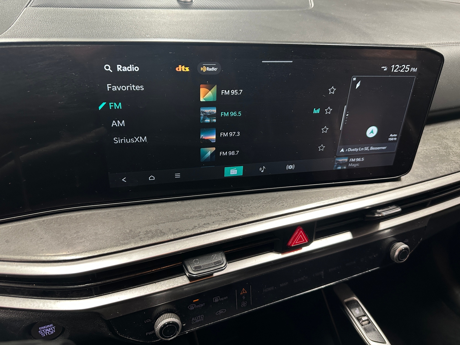 Thumbnail: 2025 Kia Sorento - 4