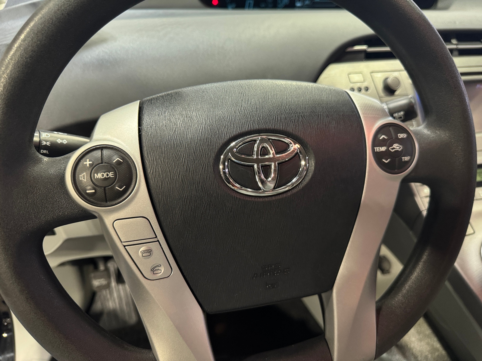 Thumbnail: 2013 Toyota Prius - 5