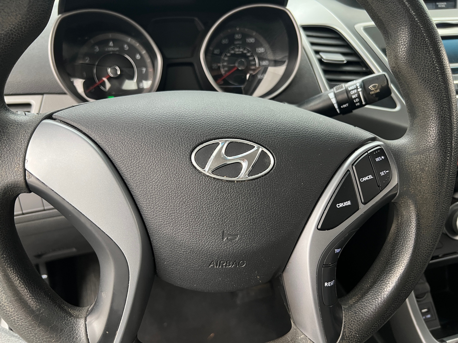 Thumbnail: 2016 Hyundai Elantra - 5