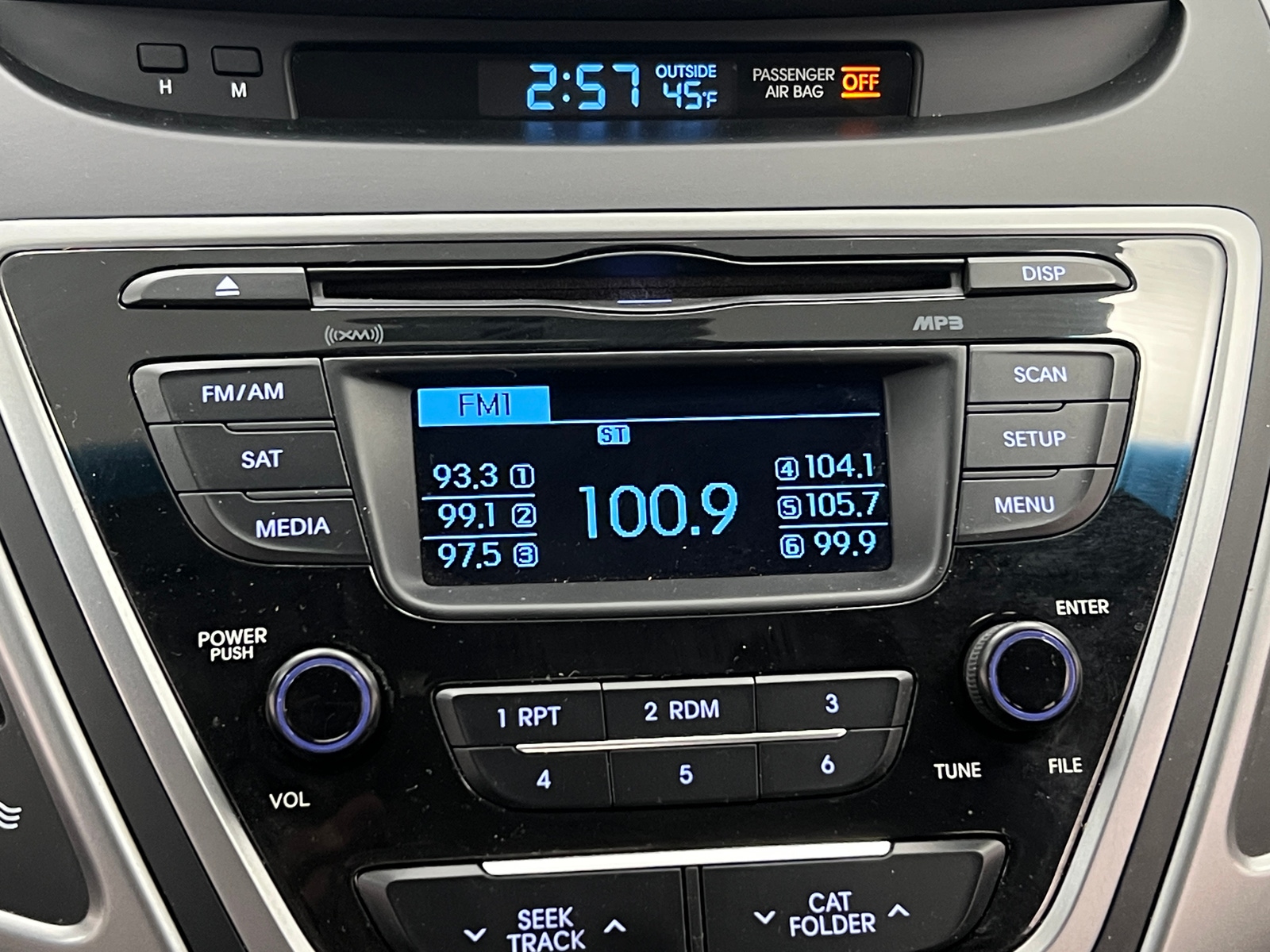 Thumbnail: 2016 Hyundai Elantra - 4