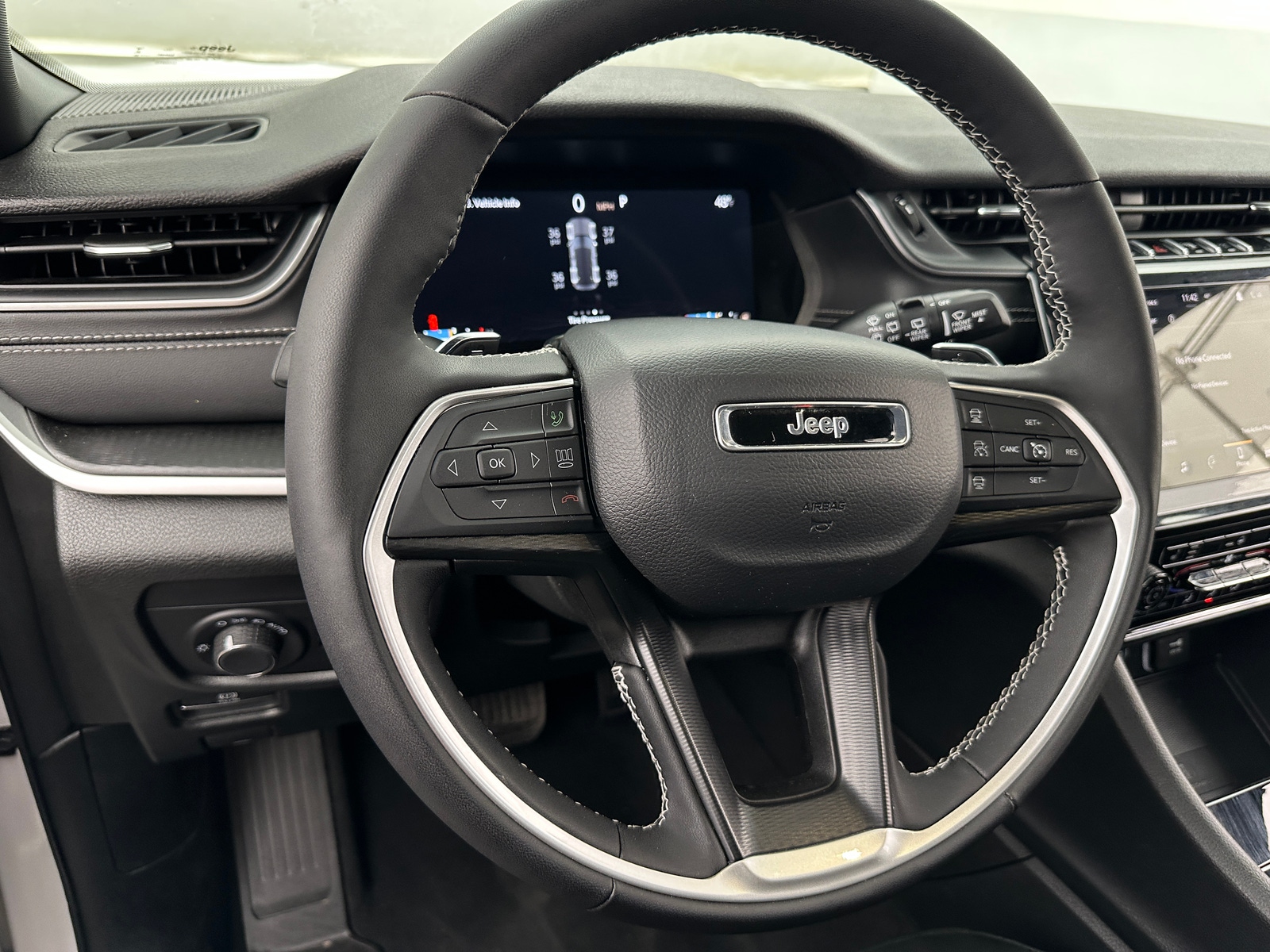 Thumbnail: 2025 Jeep Grand Cherokee - 5