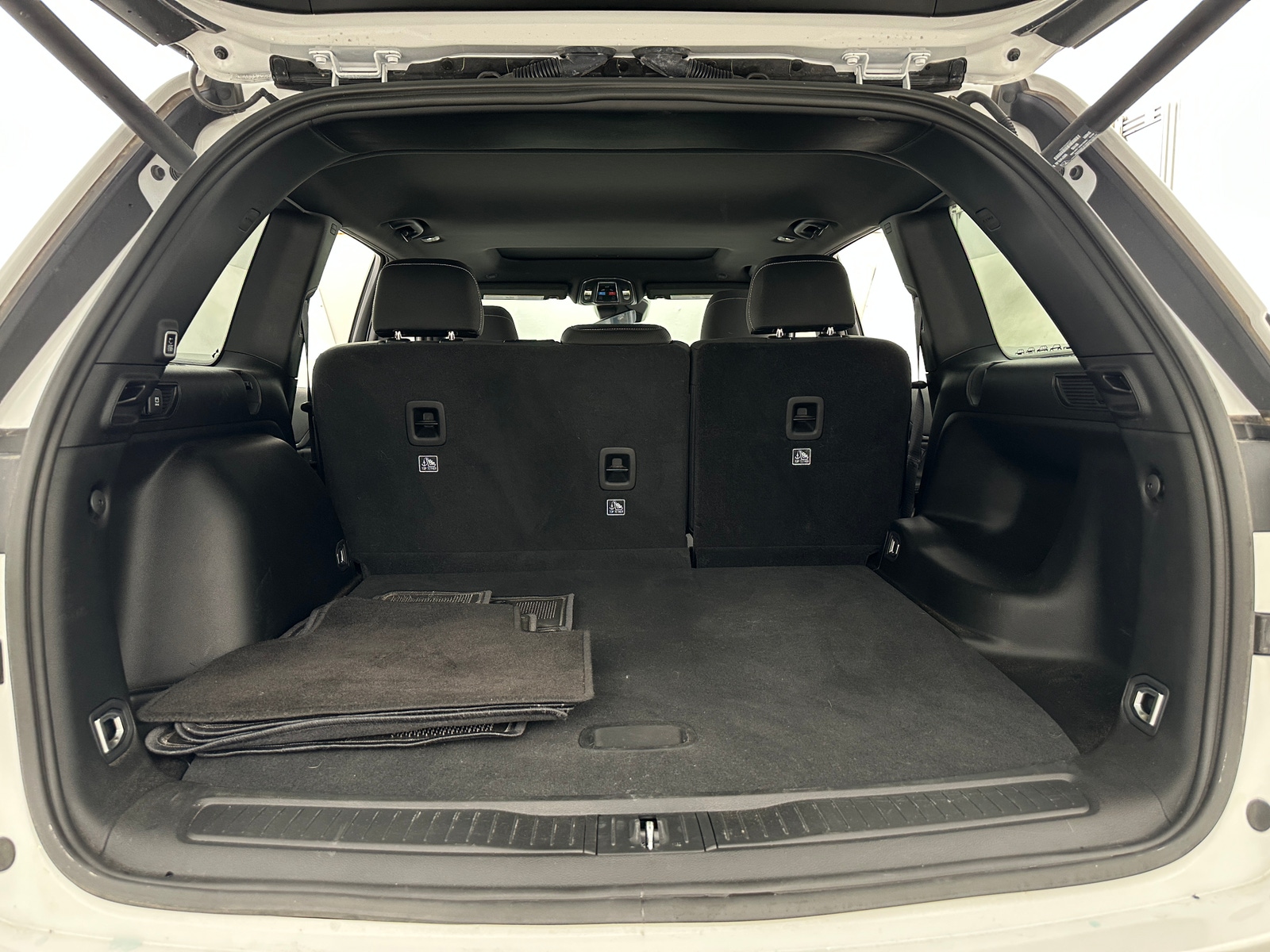 Thumbnail: 2025 Jeep Grand Cherokee - 7