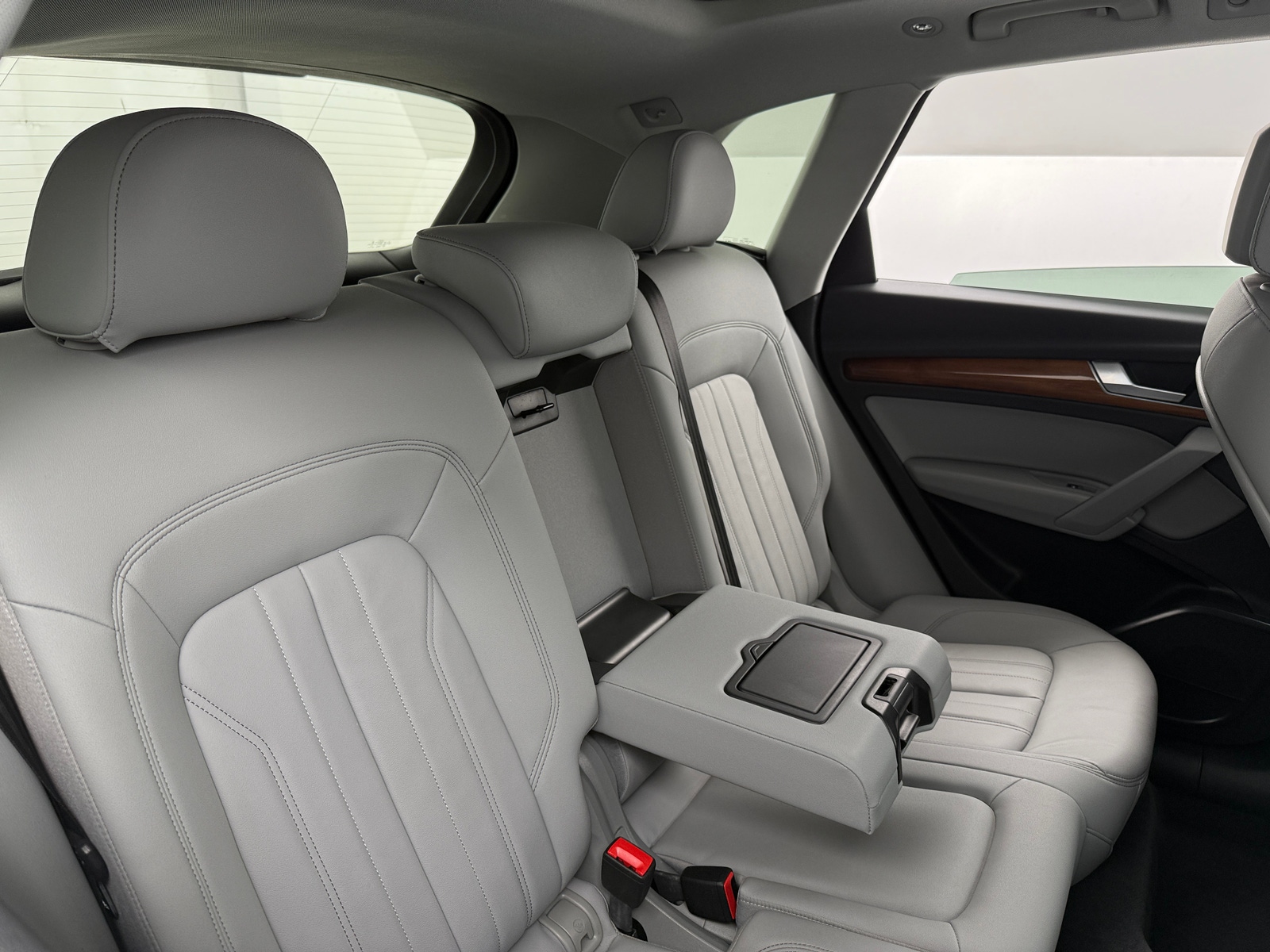 Thumbnail: 2022 Audi Q5 - 5