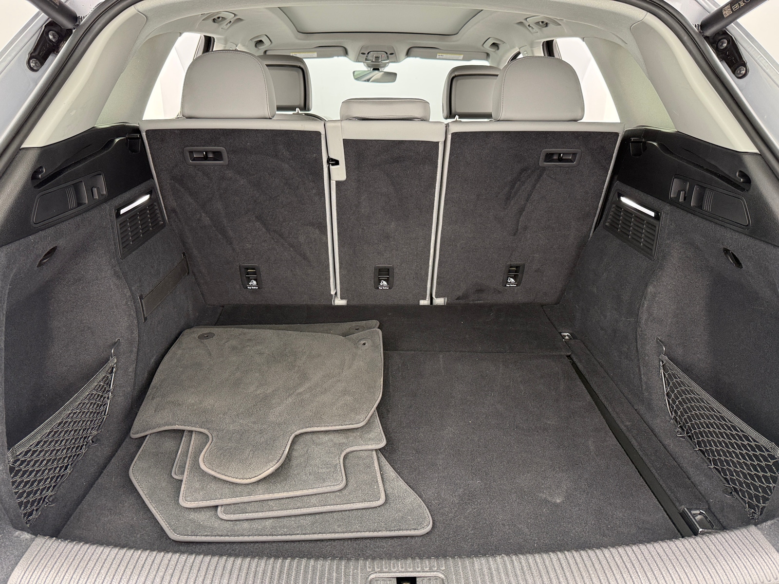 Thumbnail: 2022 Audi Q5 - 6