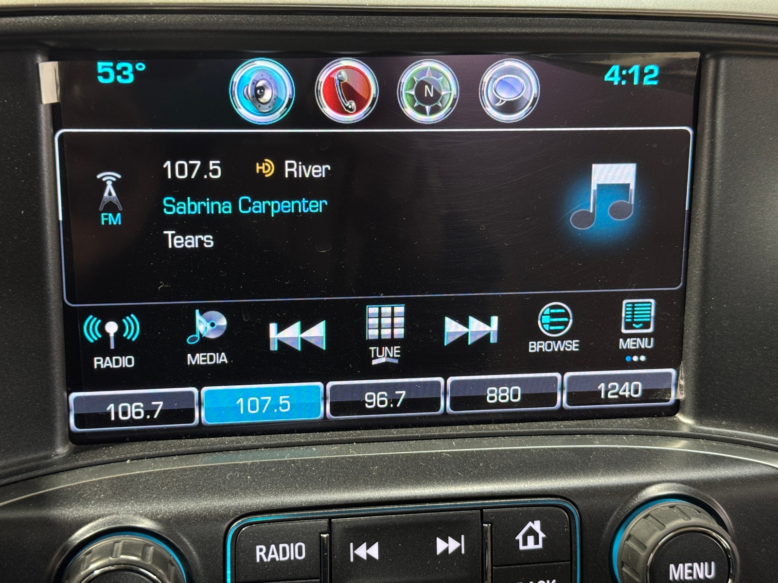 Thumbnail: 2017 Chevrolet Silverado 1500 - 4