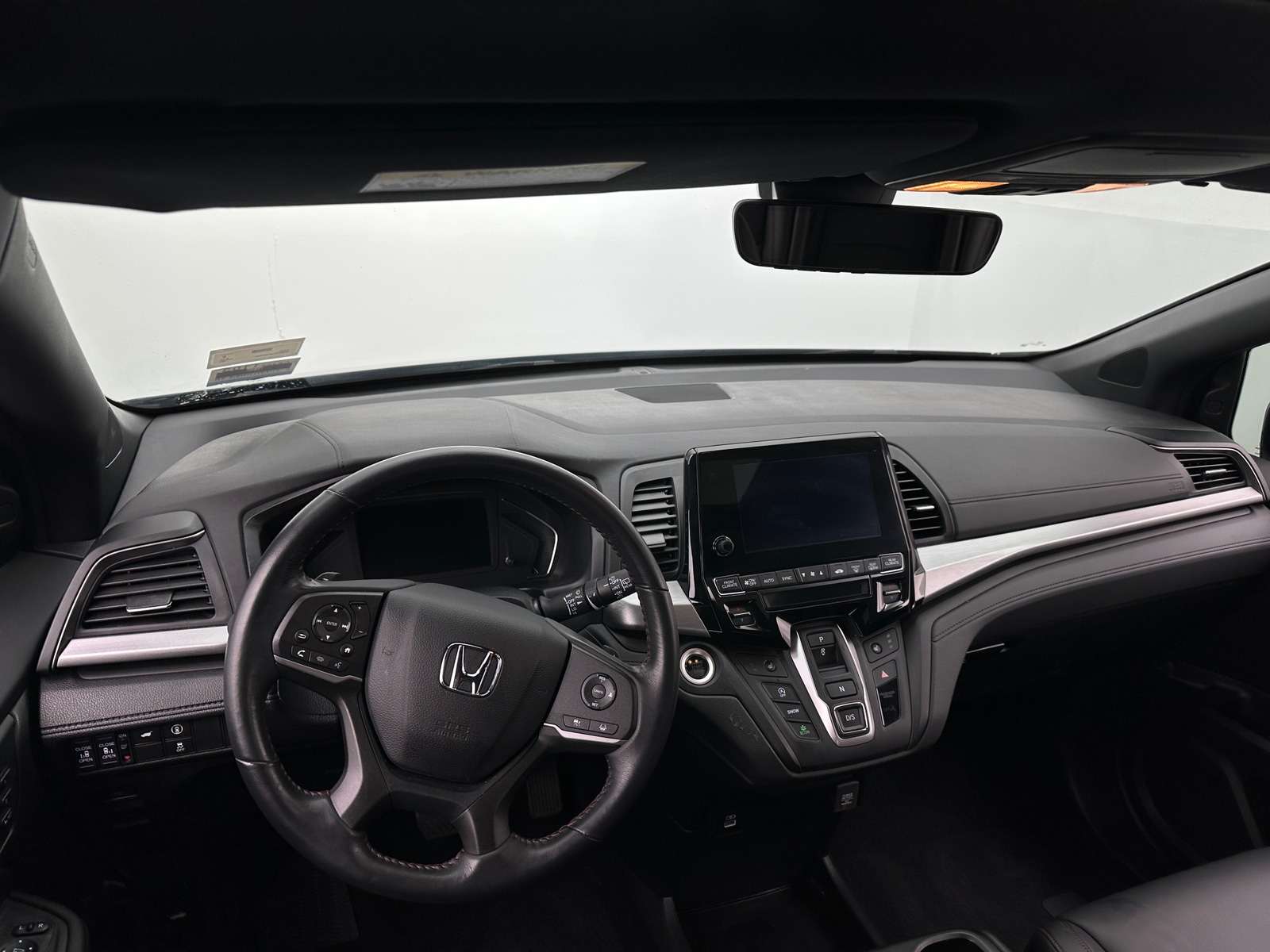 Thumbnail: 2023 Honda Odyssey - 2