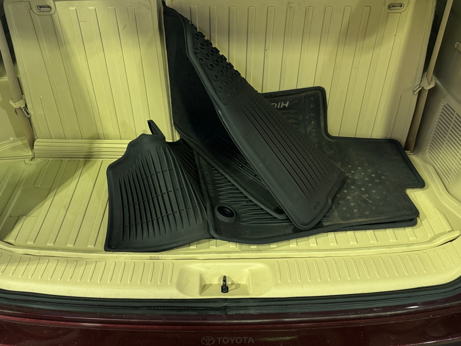 Thumbnail: 2016 Toyota Highlander - 6