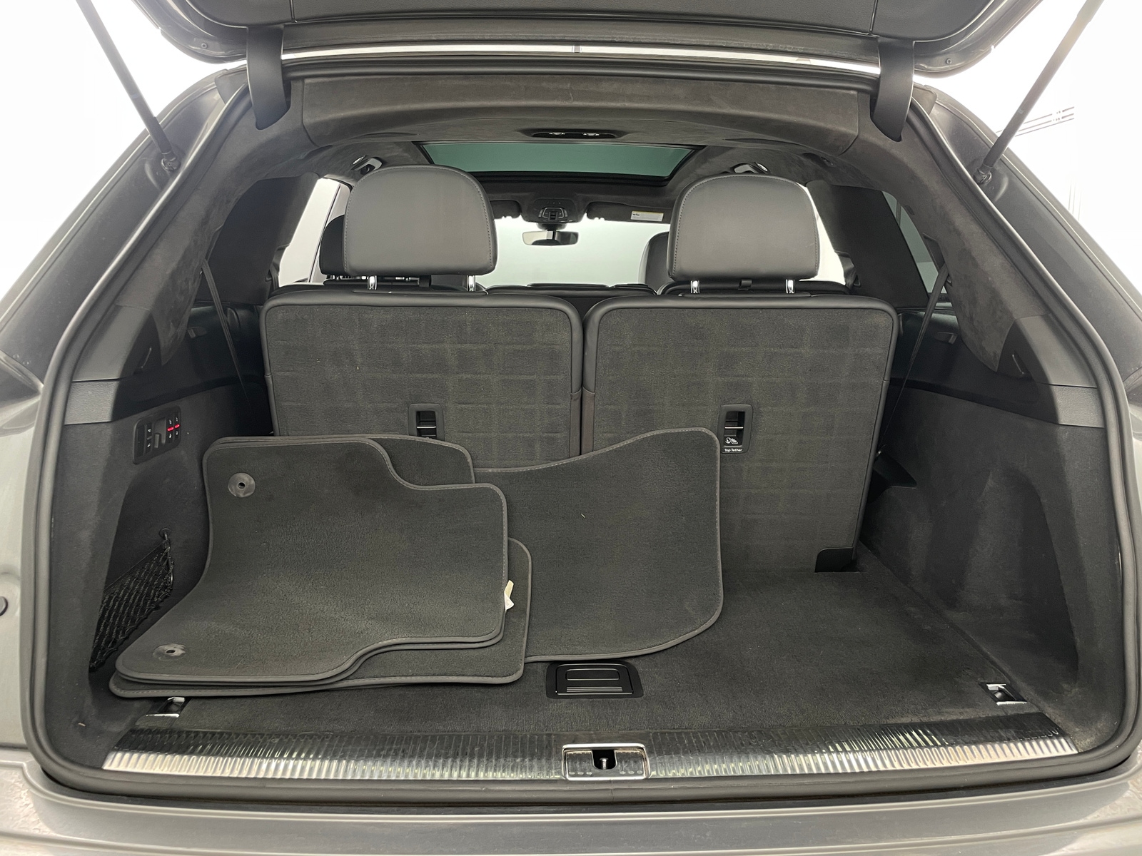 Thumbnail: 2018 Audi Q7 - 6