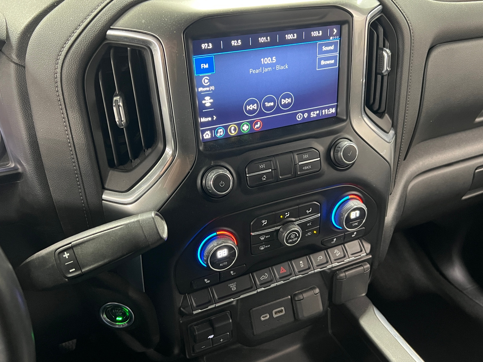 Thumbnail: 2023 Chevrolet Silverado 3500 - 4