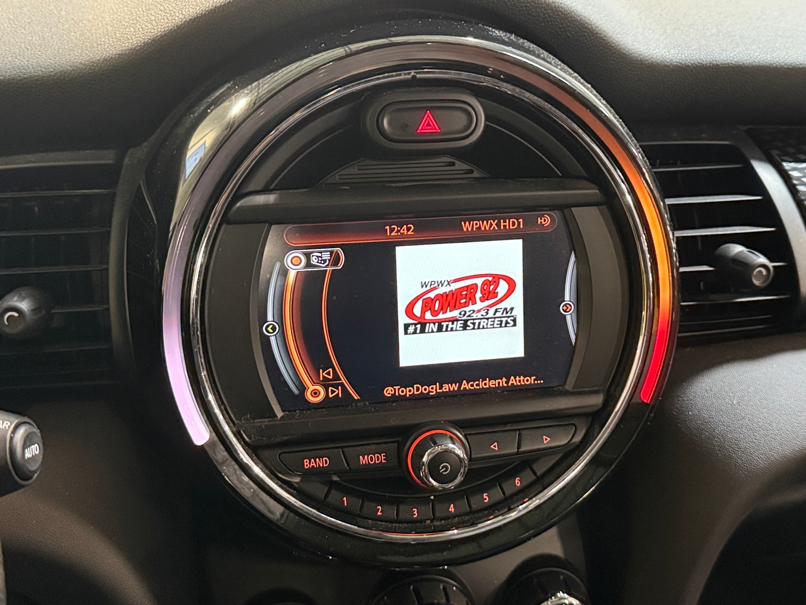 Thumbnail: 2017 MINI Cooper Hardtop - 3