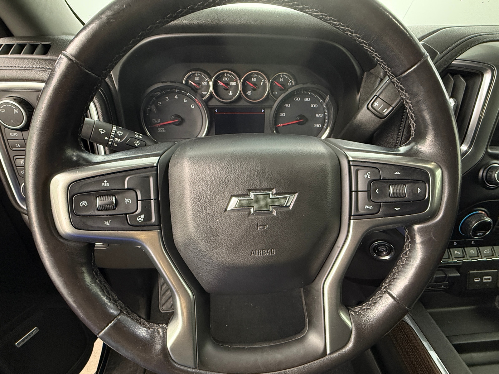 Thumbnail: 2019 Chevrolet Silverado 1500 - 5