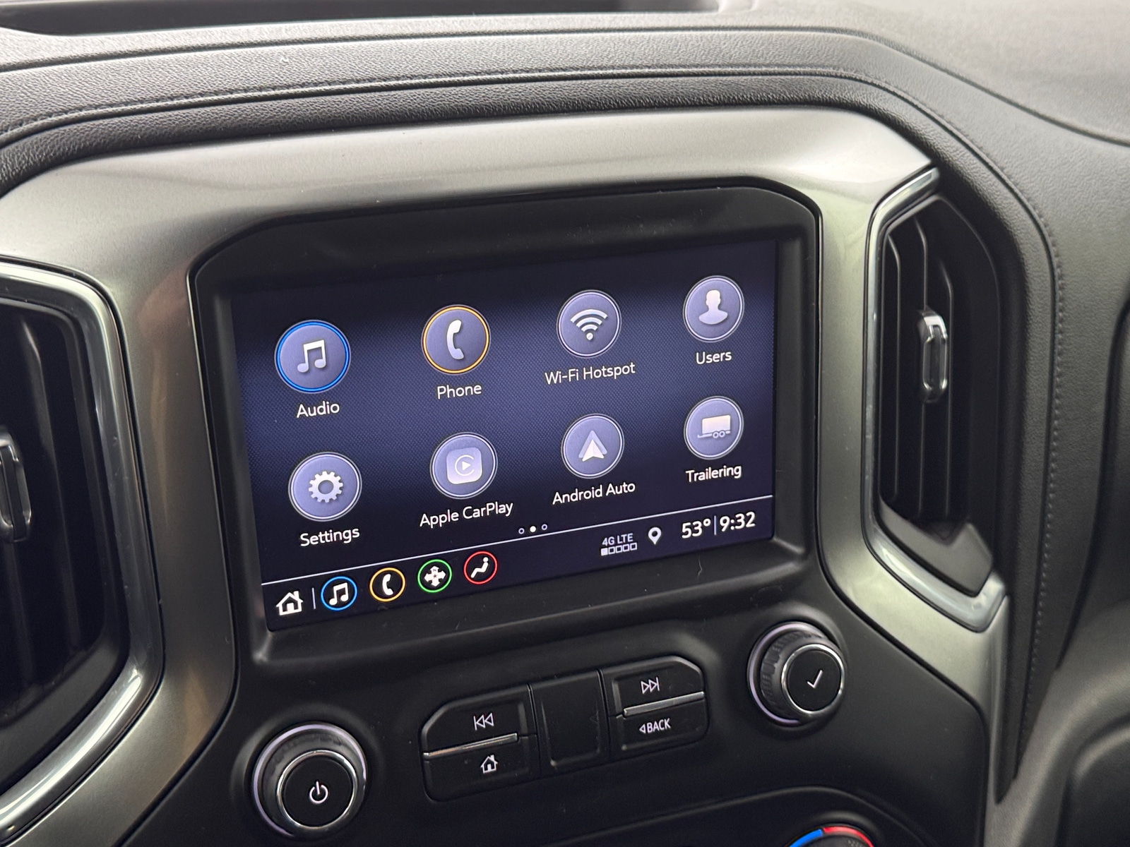 Thumbnail: 2019 Chevrolet Silverado 1500 - 4