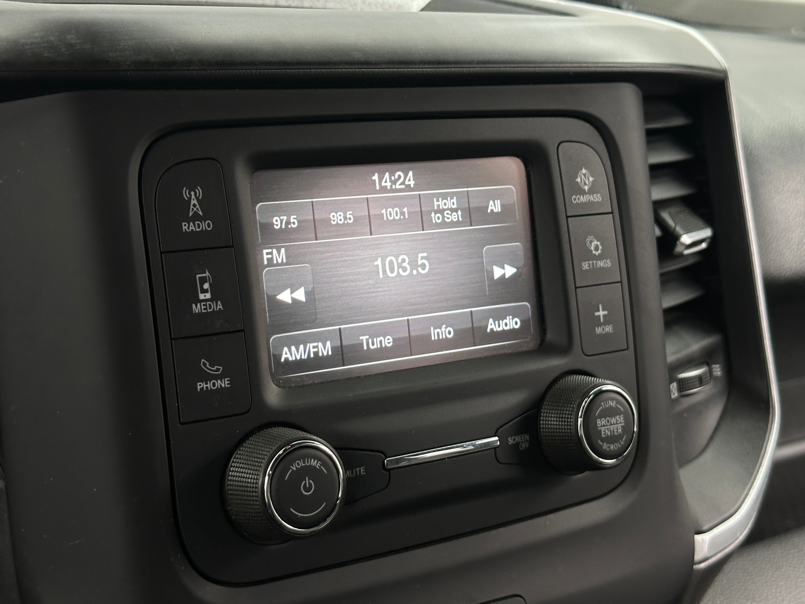 Thumbnail: 2022 RAM 1500 - 4