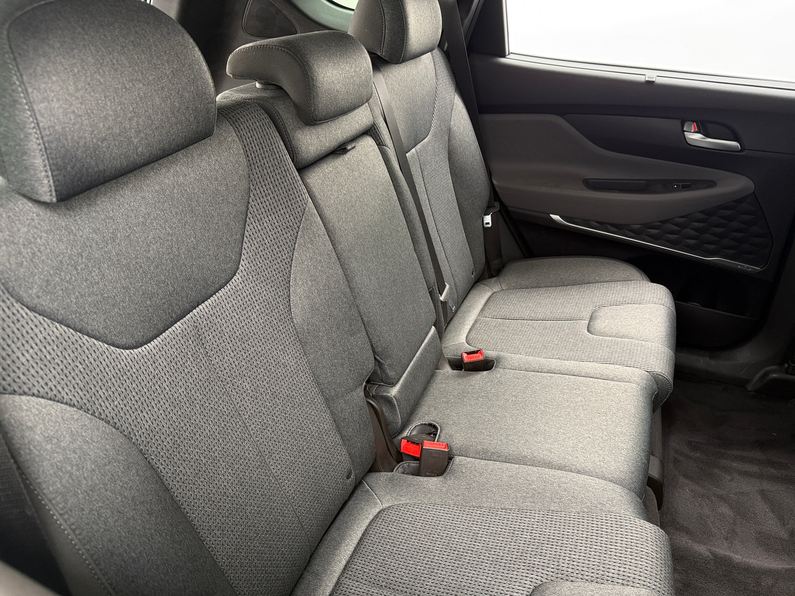 Thumbnail: 2020 Hyundai Santa Fe - 6