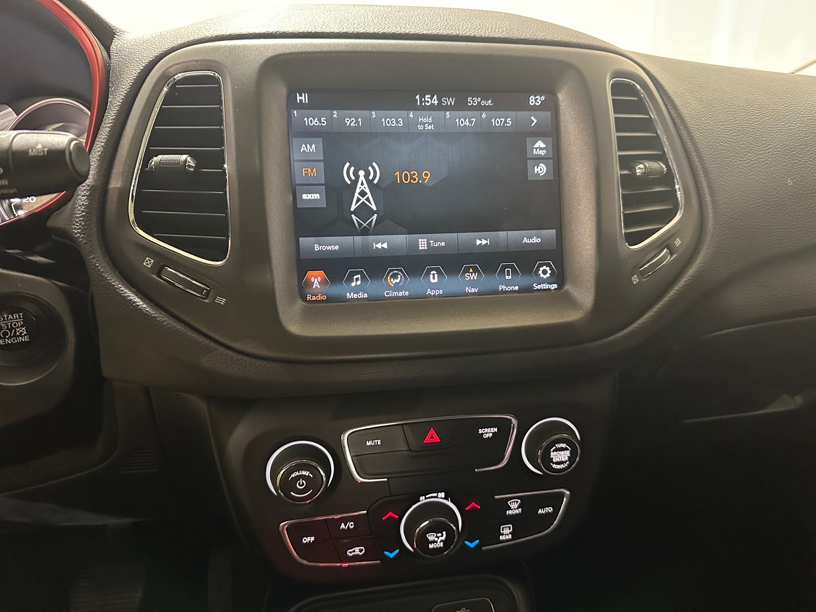 Thumbnail: 2018 Jeep Compass - 4