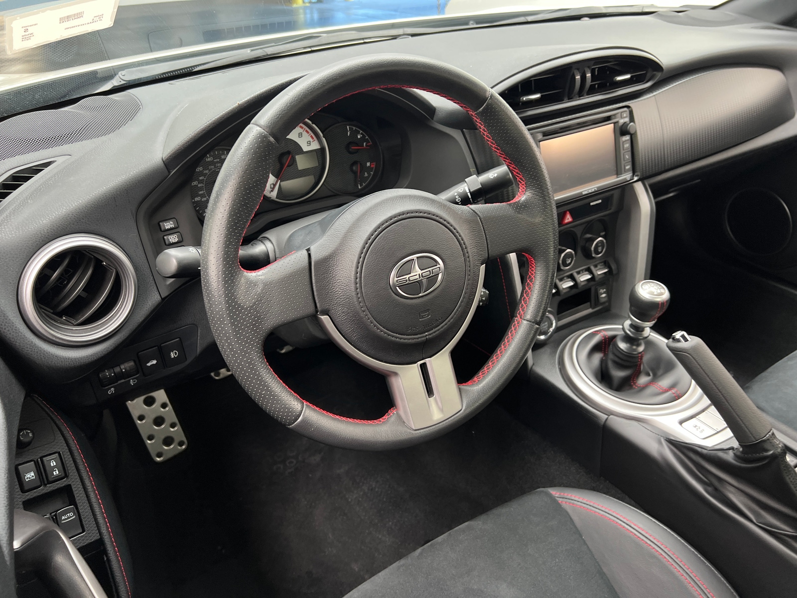 Thumbnail: 2014 Scion FR-S - 4