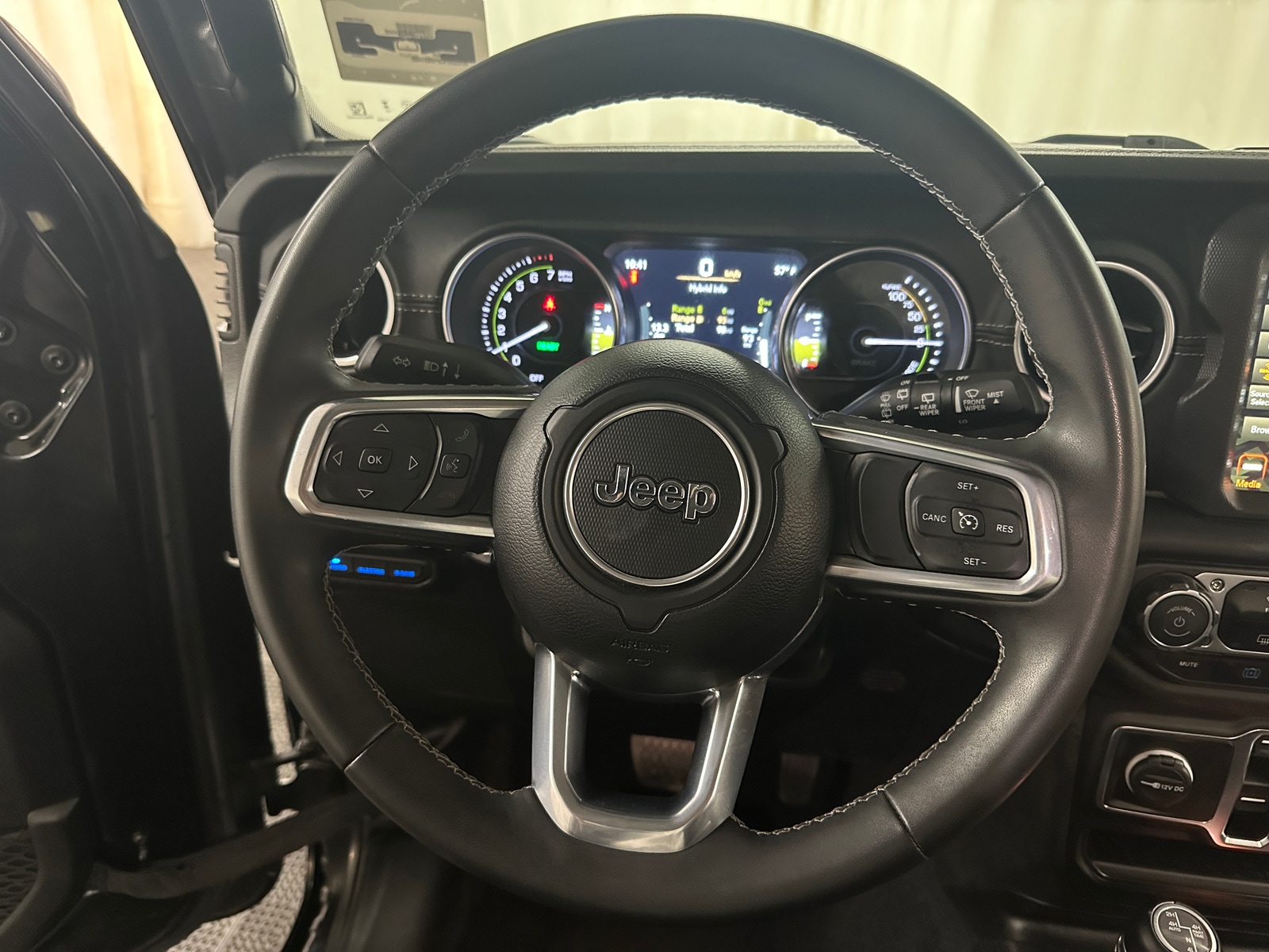 Thumbnail: 2023 Jeep Wrangler - 4