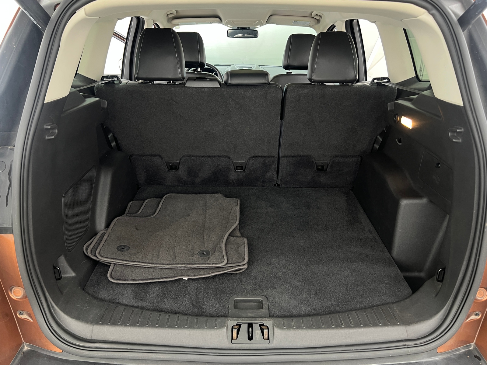 Thumbnail: 2017 Ford Escape - 6