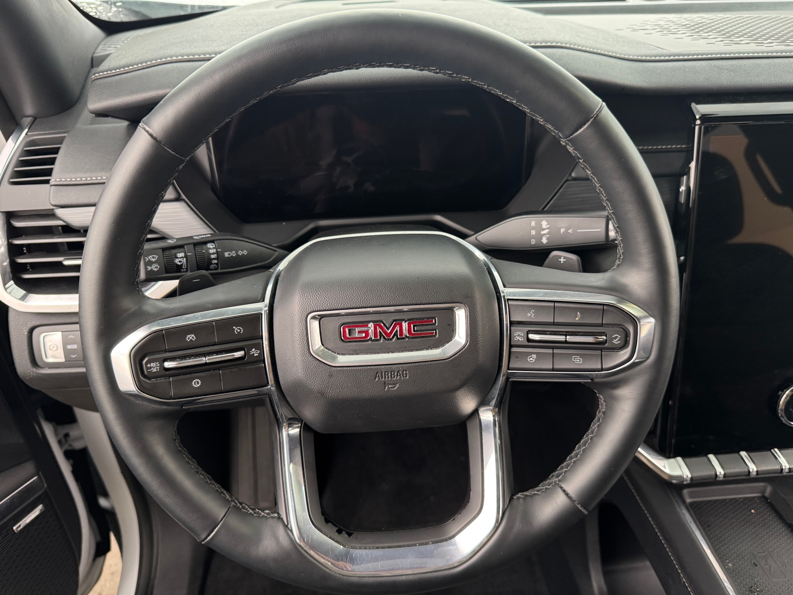 Thumbnail: 2025 GMC Acadia - 5