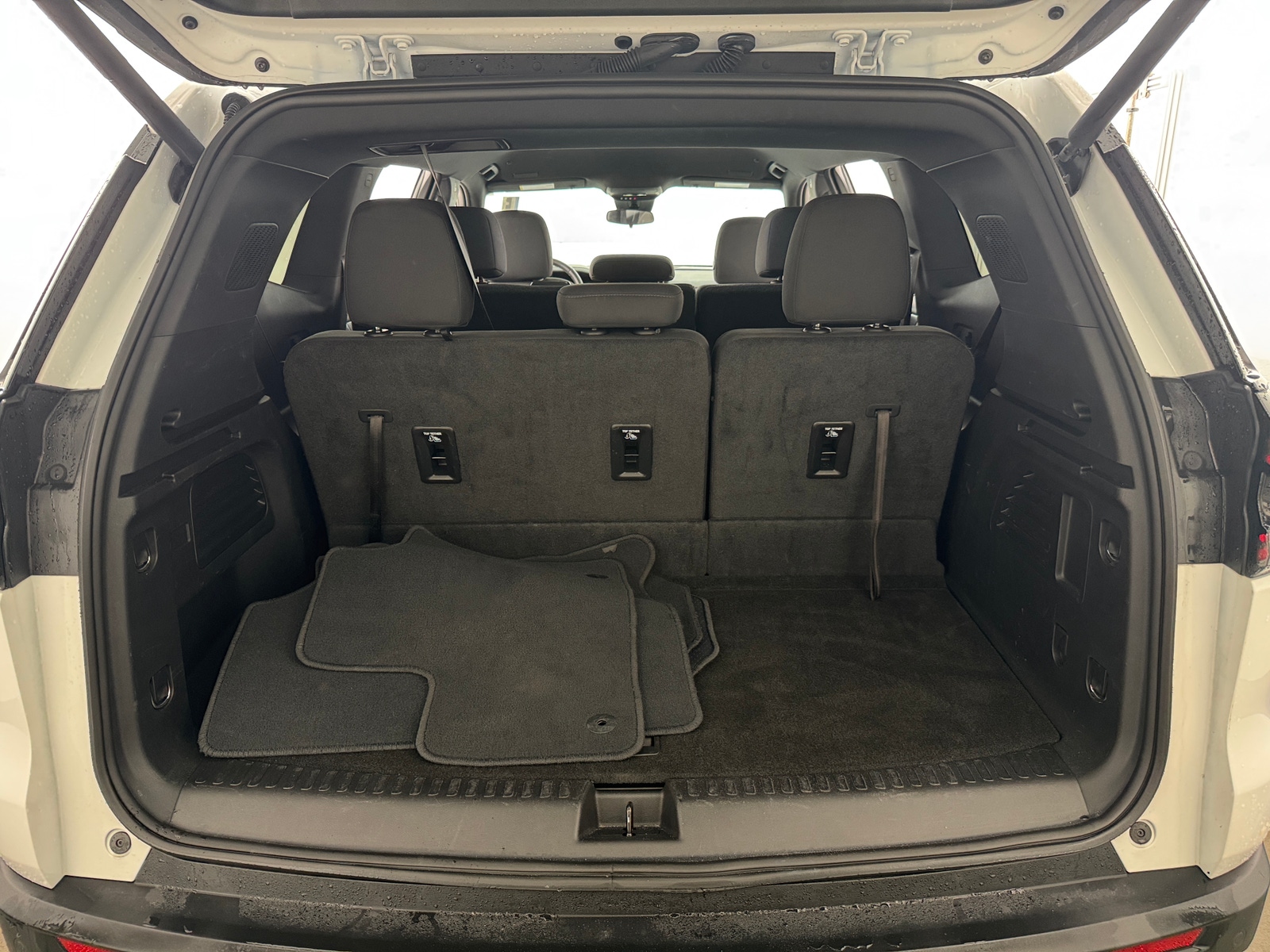 Thumbnail: 2025 GMC Acadia - 7