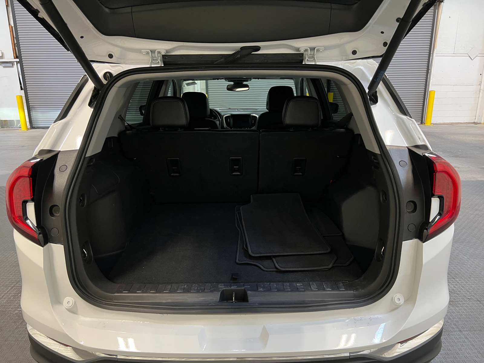 Thumbnail: 2024 GMC Terrain - 6