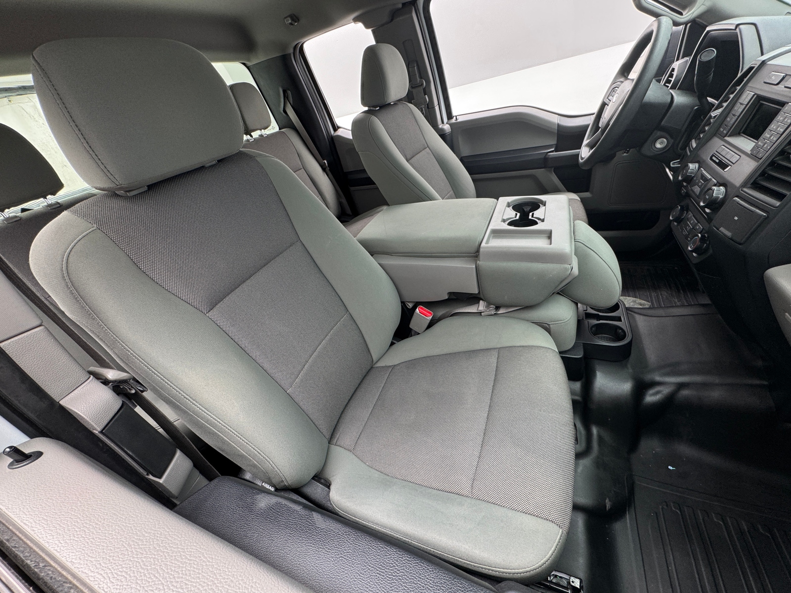 Thumbnail: 2015 Ford Econoline - 2