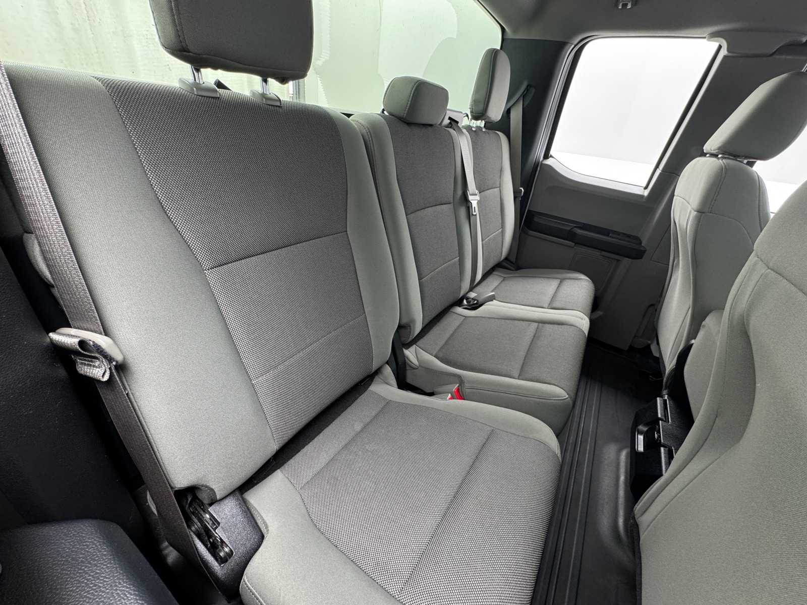 Thumbnail: 2015 Ford Econoline - 6