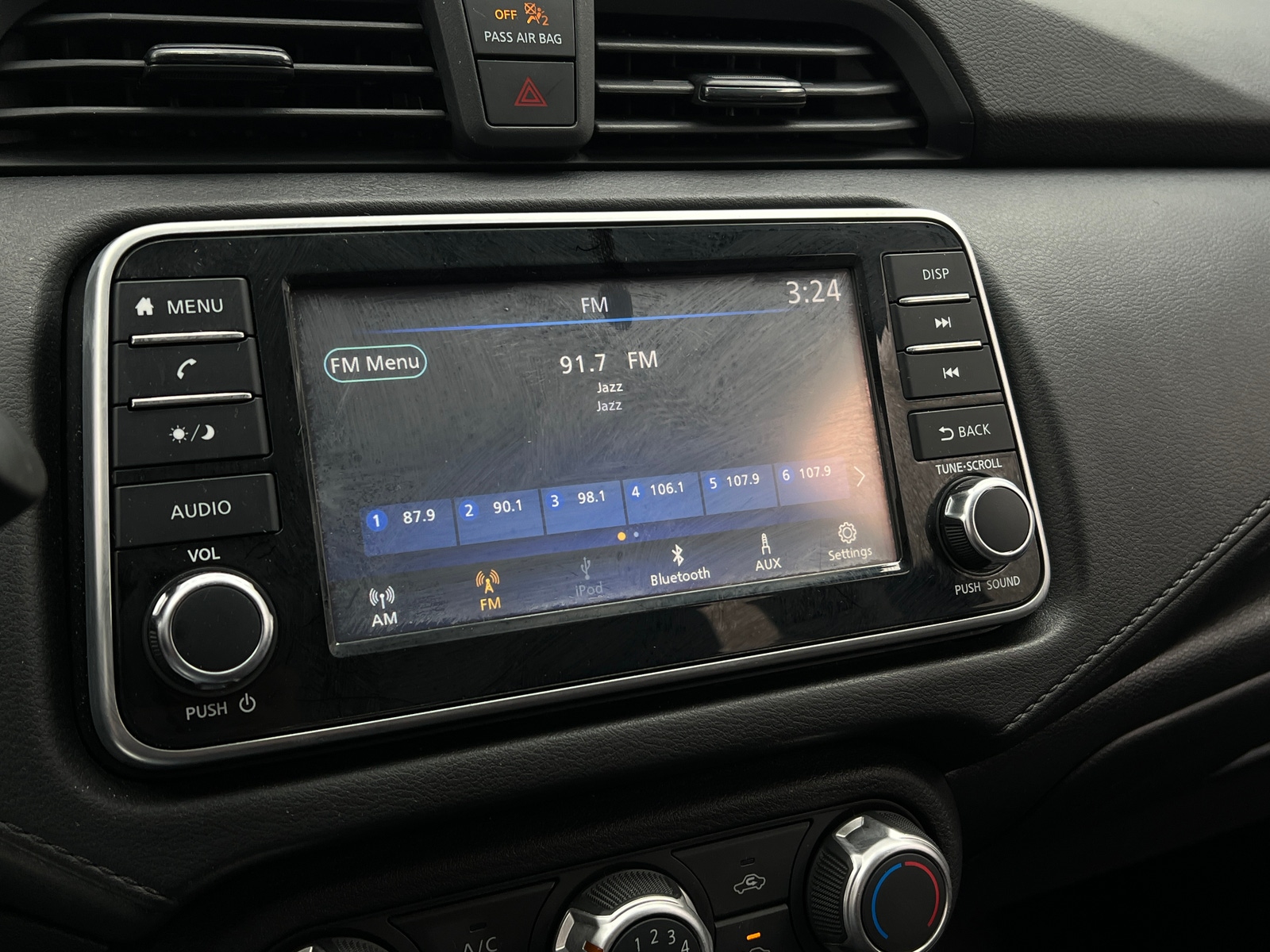 Thumbnail: 2022 Nissan Versa - 4