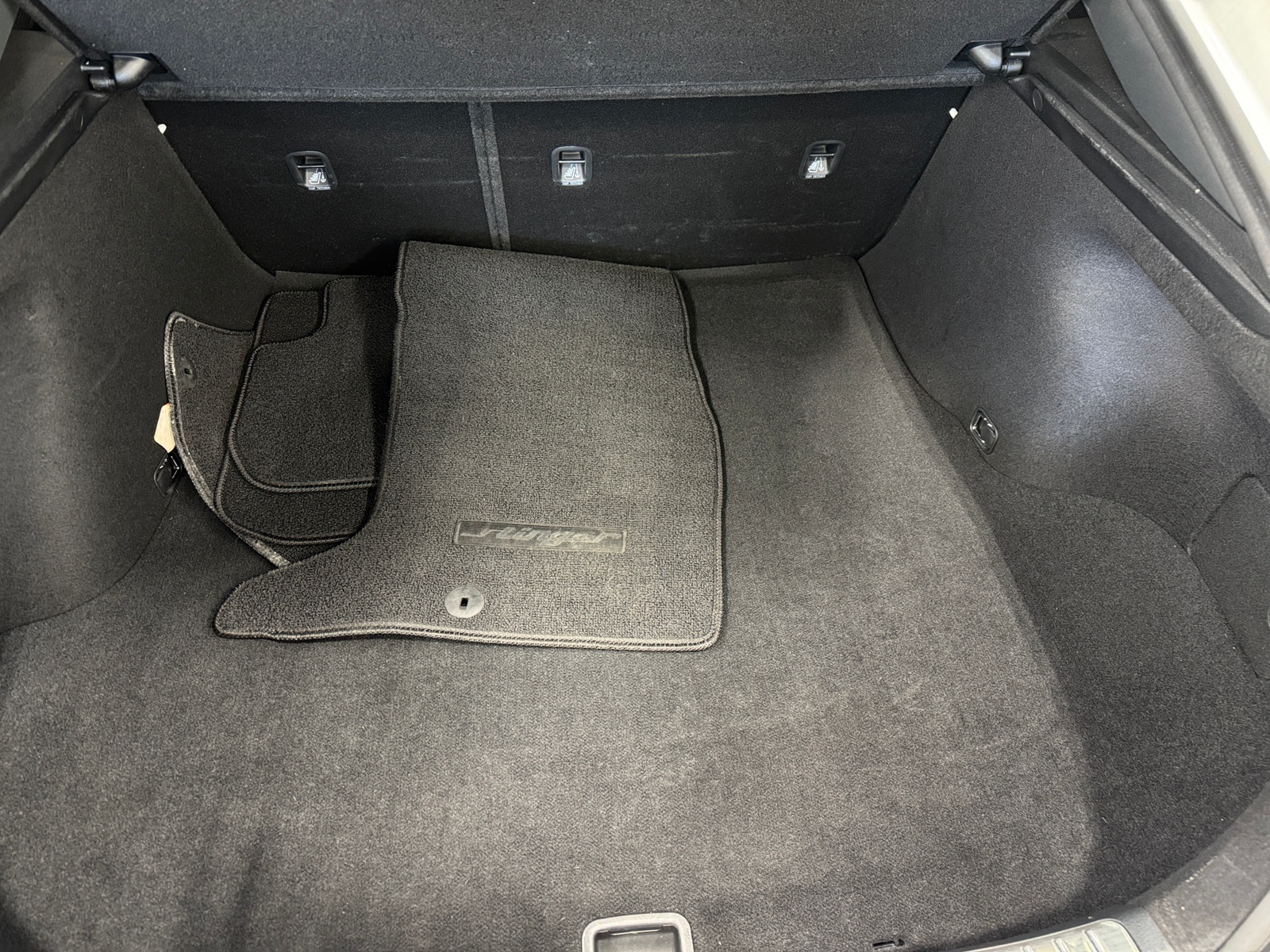 Thumbnail: 2022 Kia Stinger - 6