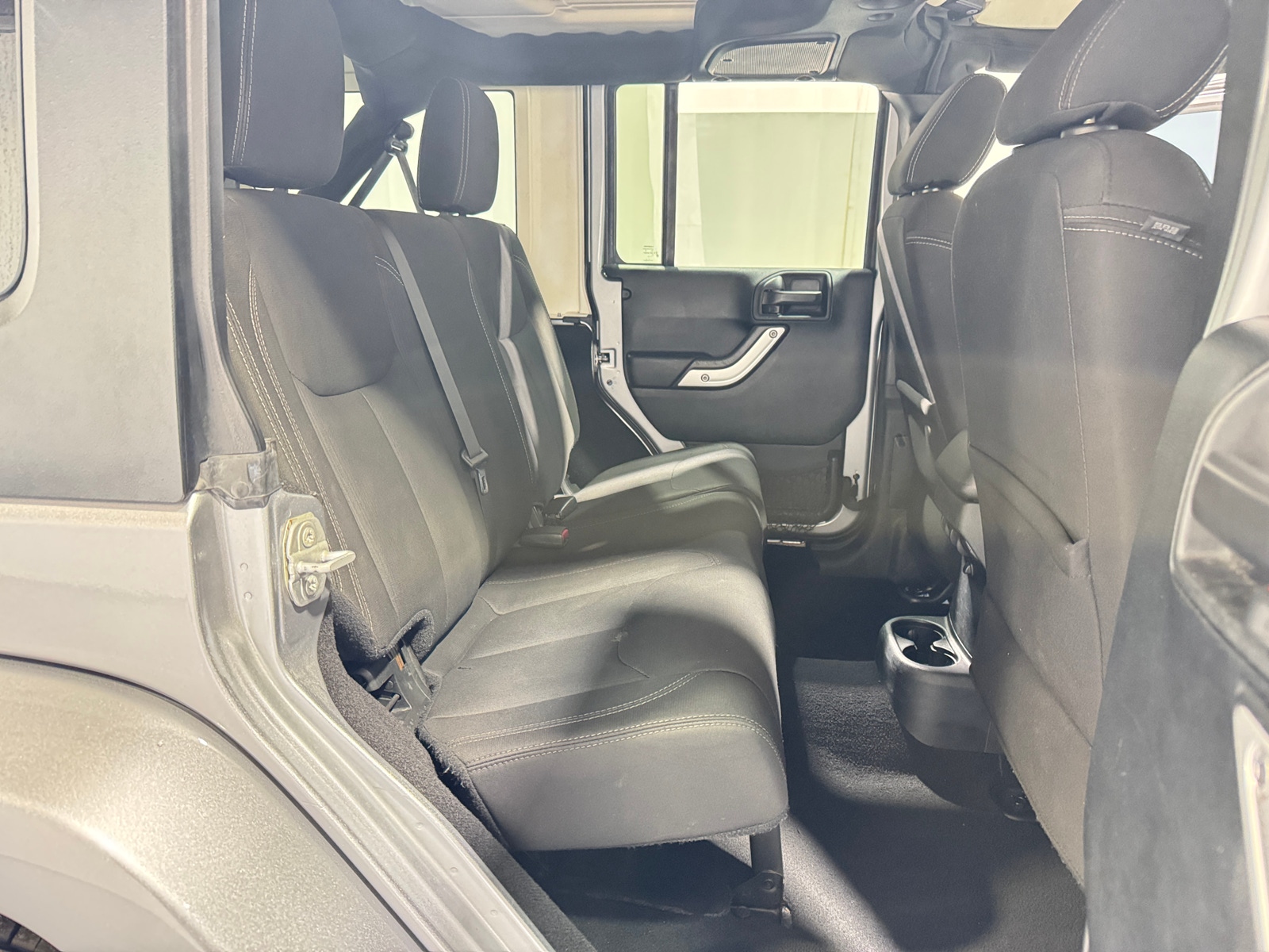 Thumbnail: 2018 Jeep Wrangler - 6