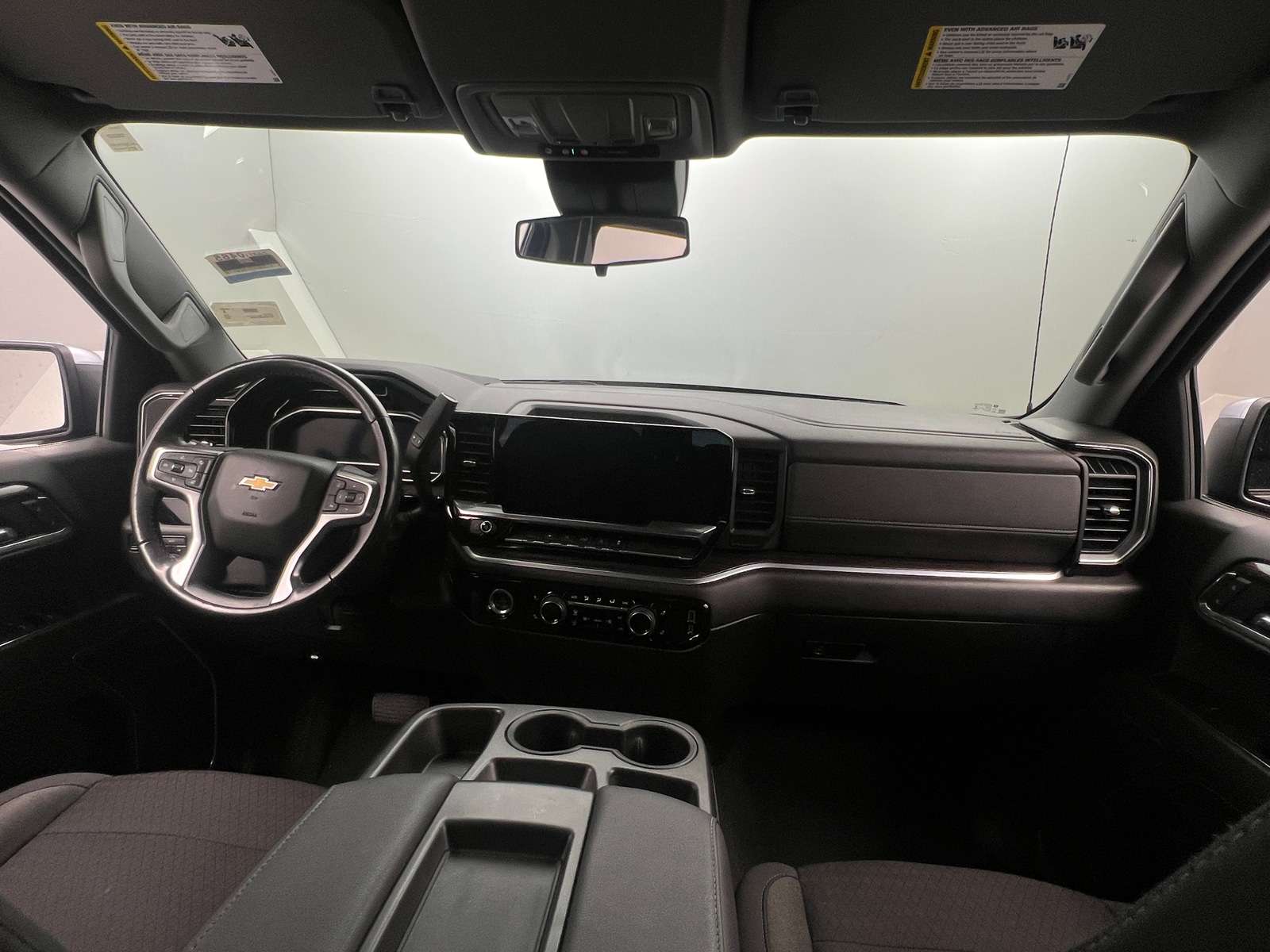 Thumbnail: 2022 Chevrolet Silverado 1500 - 3