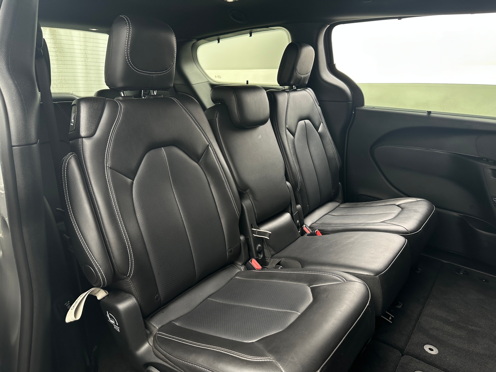 Thumbnail: 2025 Chrysler Pacifica - 5