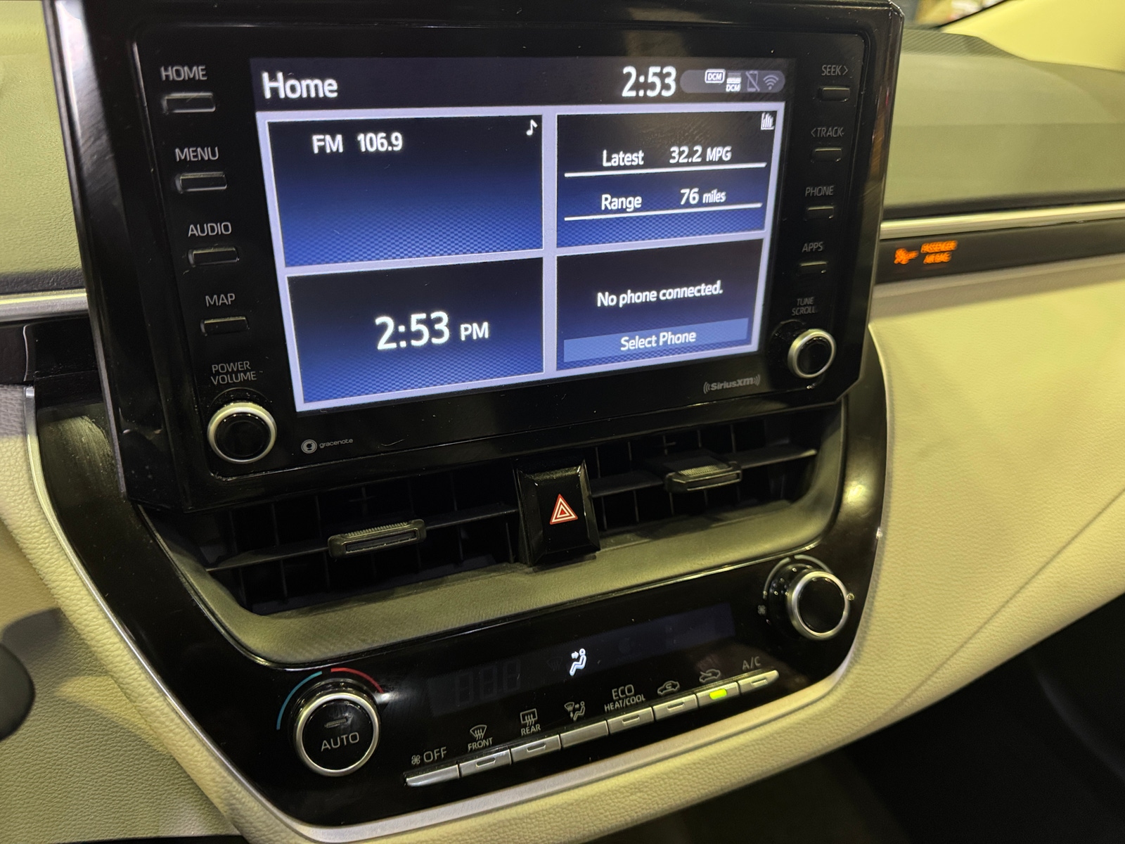 Thumbnail: 2022 Toyota Corolla - 4