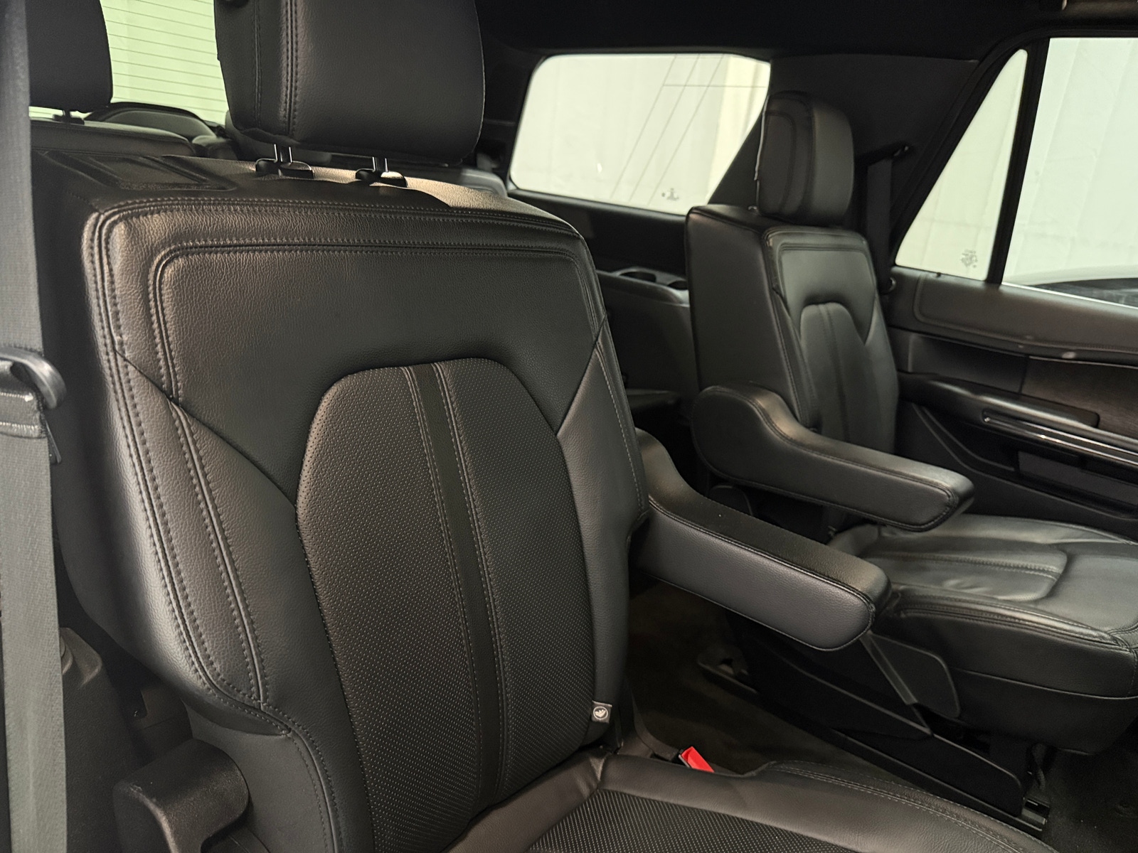 Thumbnail: 2020 Ford Expedition - 5