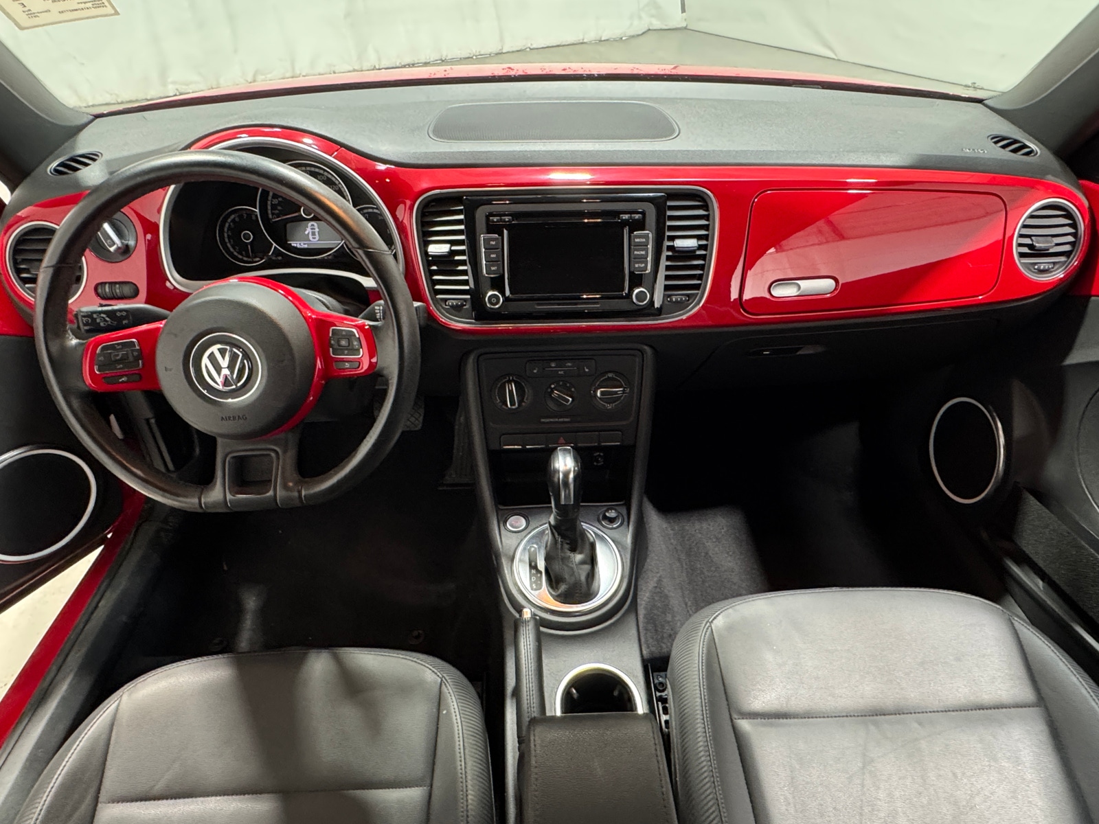 Thumbnail: 2013 Volkswagen Beetle - 3