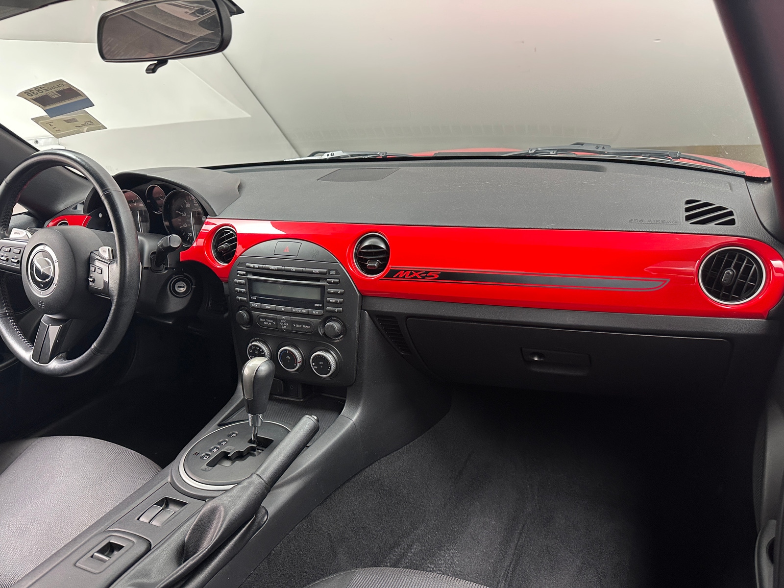 Thumbnail: 2015 Mazda MX-5 Miata - 3