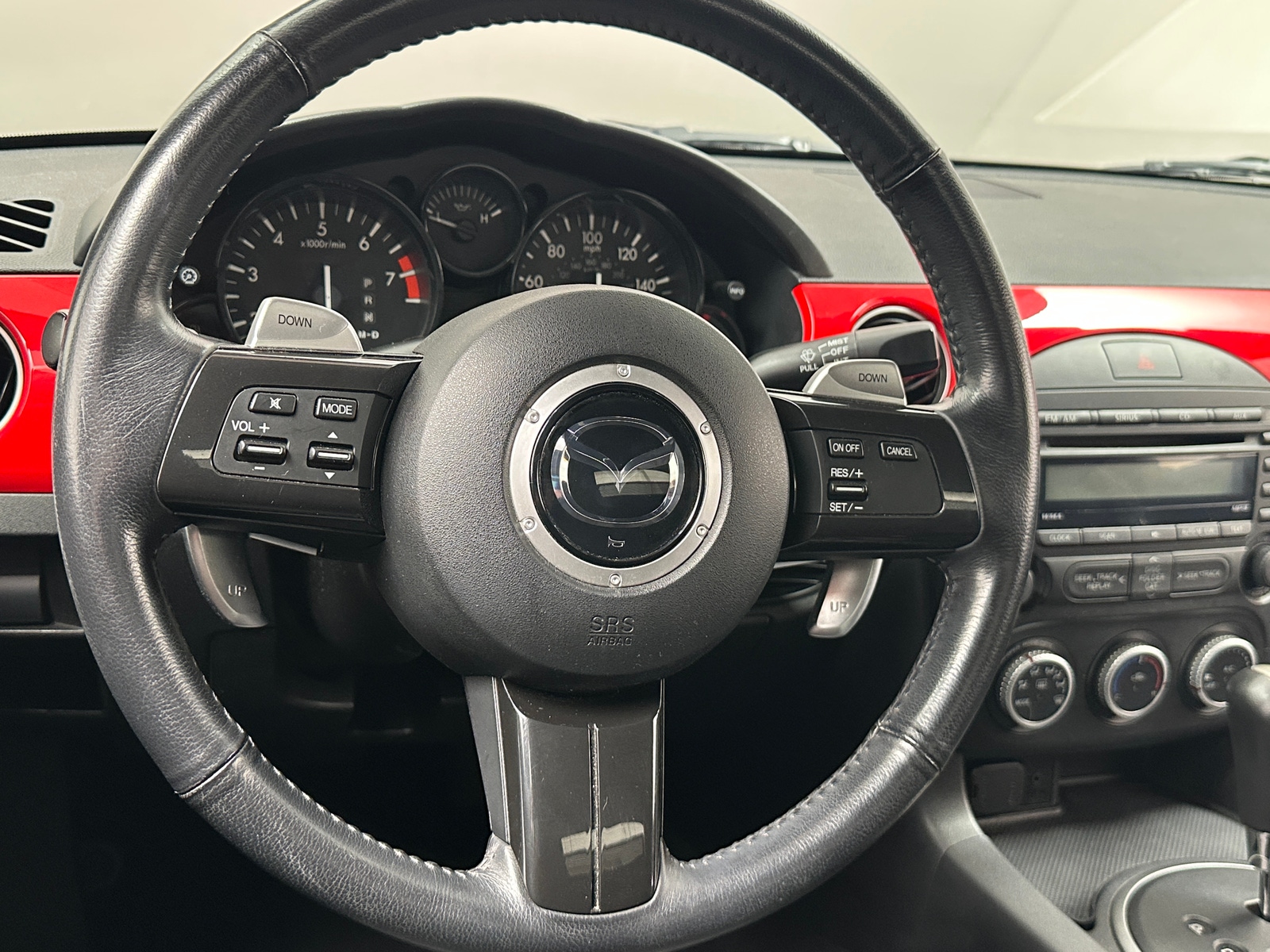 Thumbnail: 2015 Mazda MX-5 Miata - 5